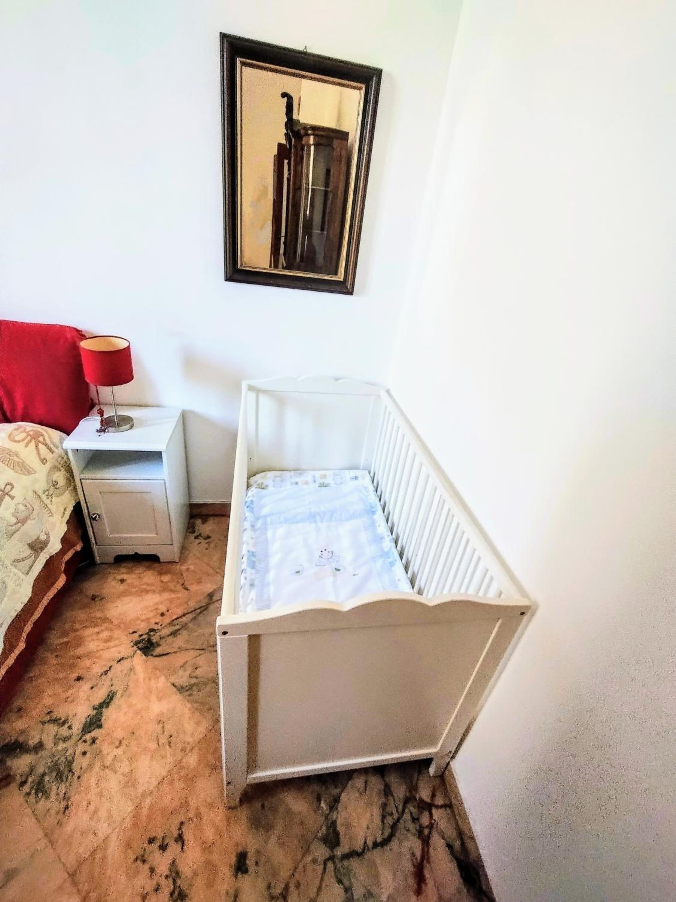 GABRY'S HOME Three-Bedroom Big Apartment near city center & train station to Pisa and Florence & ferries to Sardegna Corsica photo 2