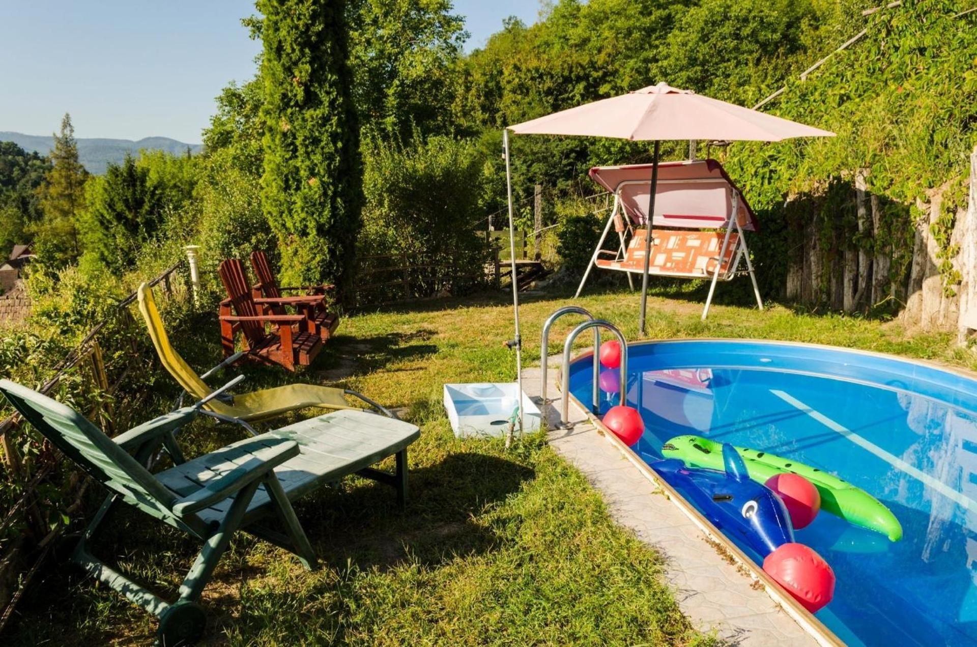 Ferienhaus in Zebegény mit Garten und Grill