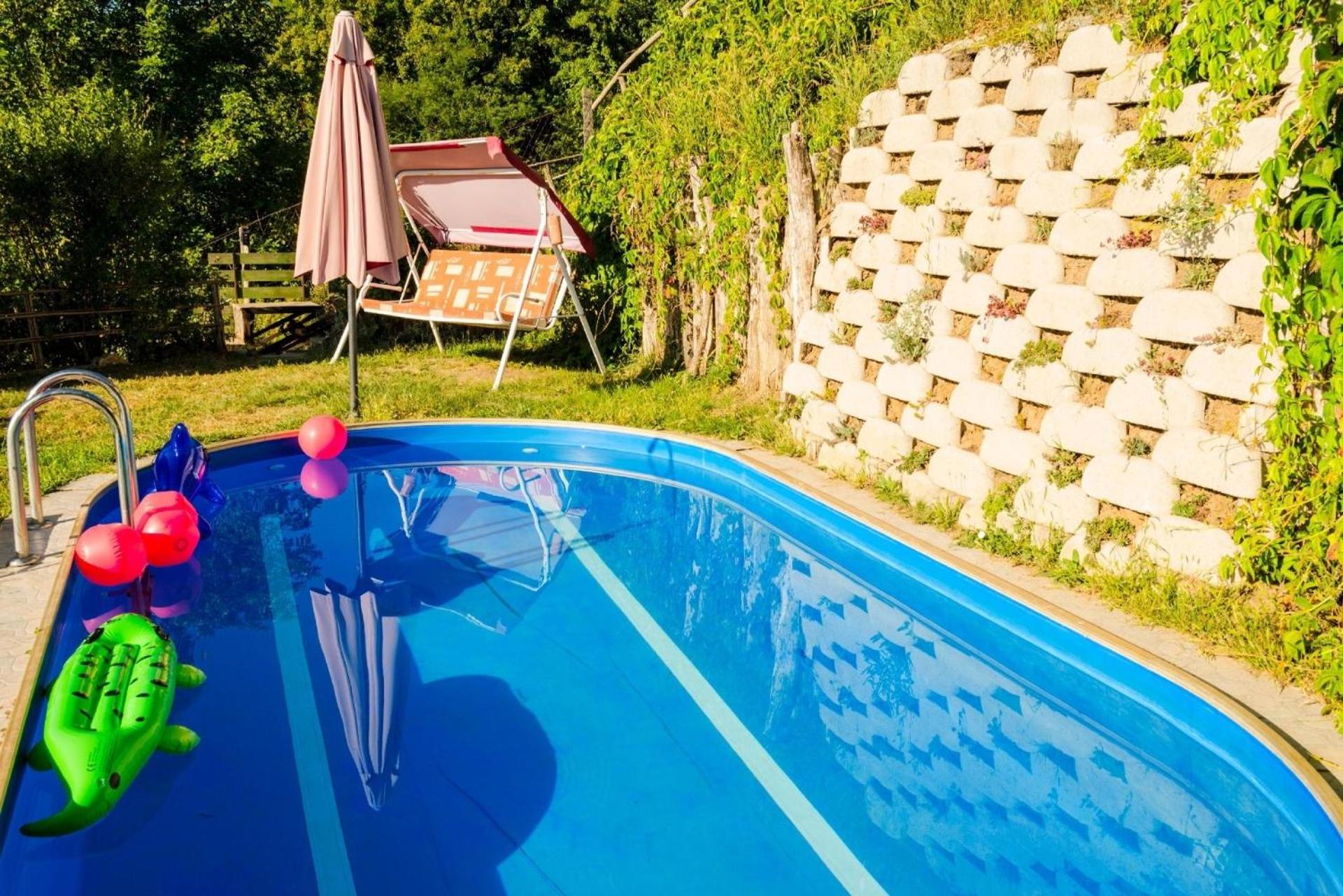 Ferienhaus in Zebegény mit Garten und Grill