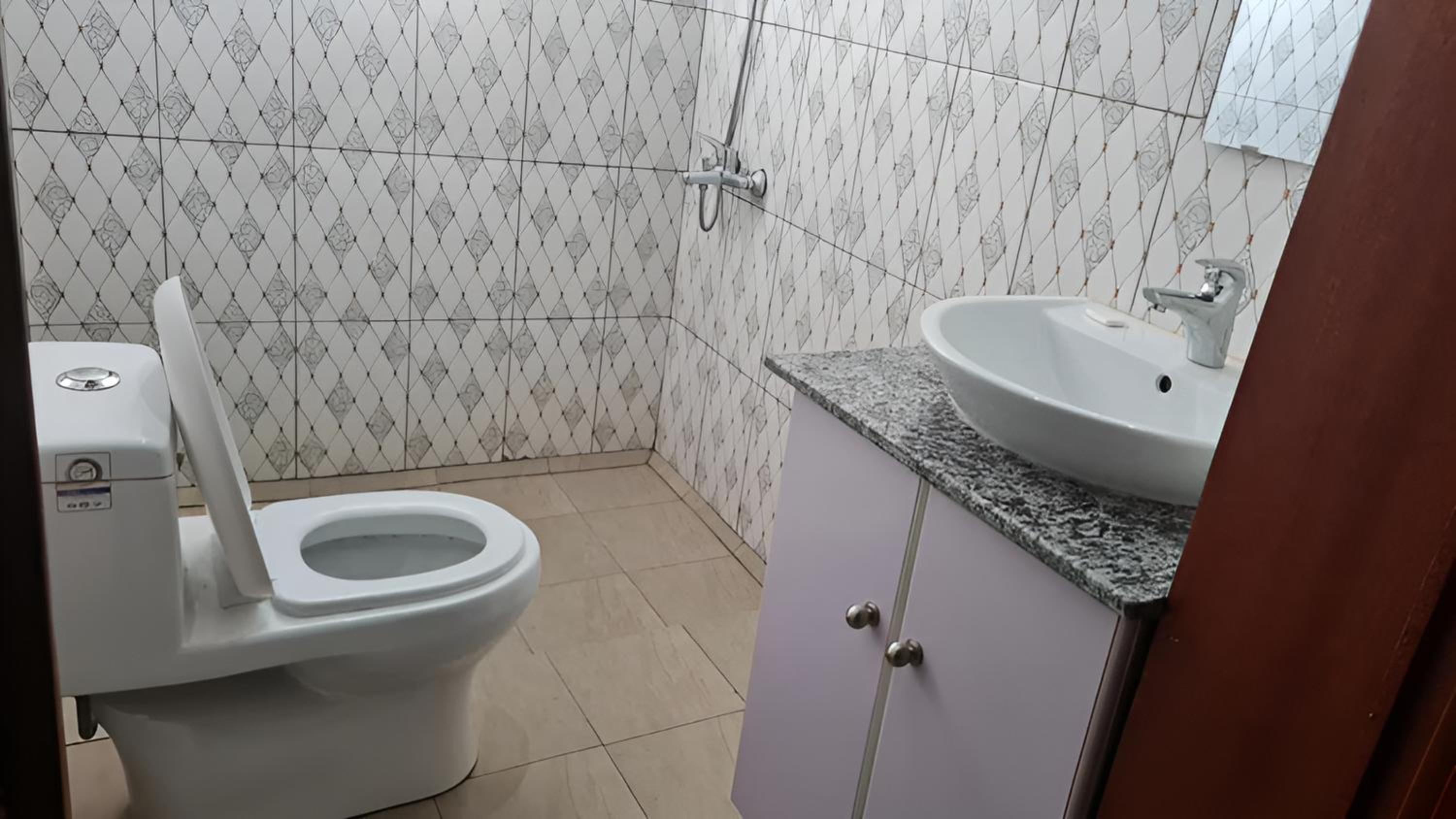 Charming Room in Kayove, Rwanda - Your Perfect Getaway