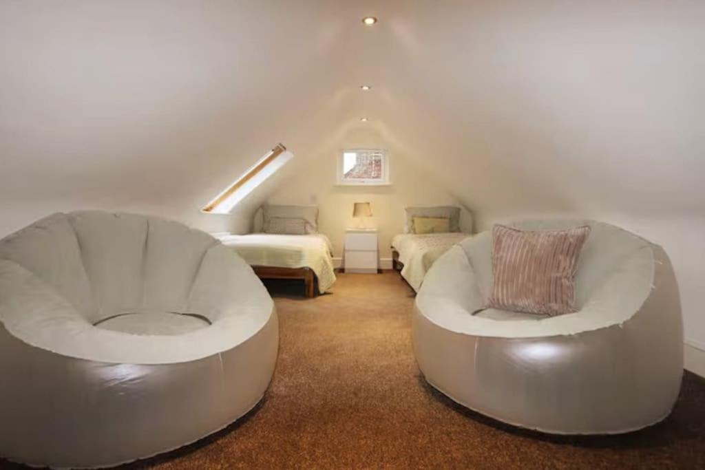 Cloisters Cottage