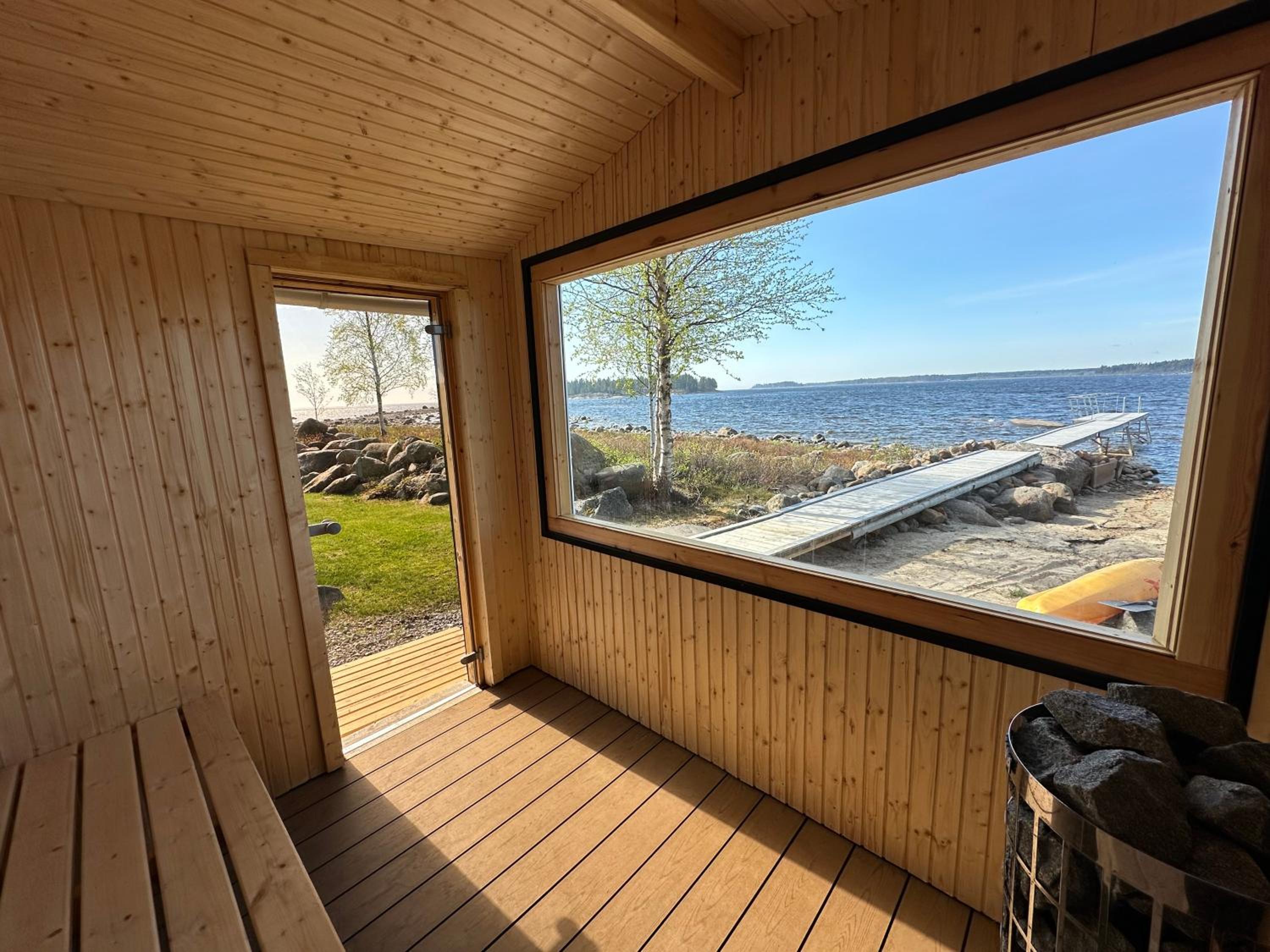 Stuga med havsutsikt
