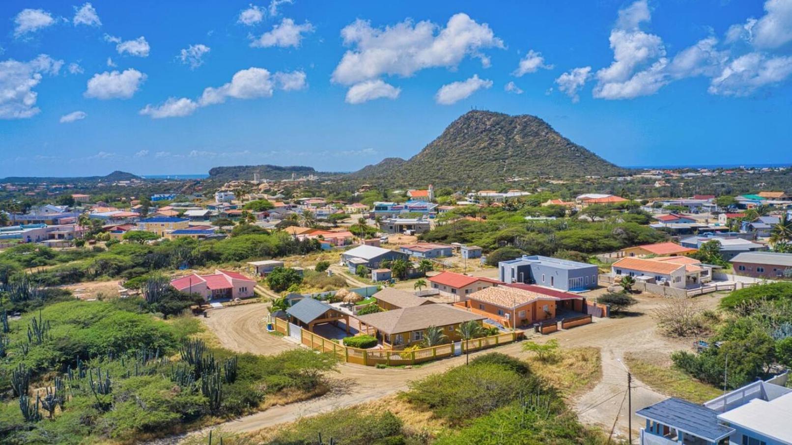 Cadushi Cove 4br Aruban Oasis Wpool & Bbq
