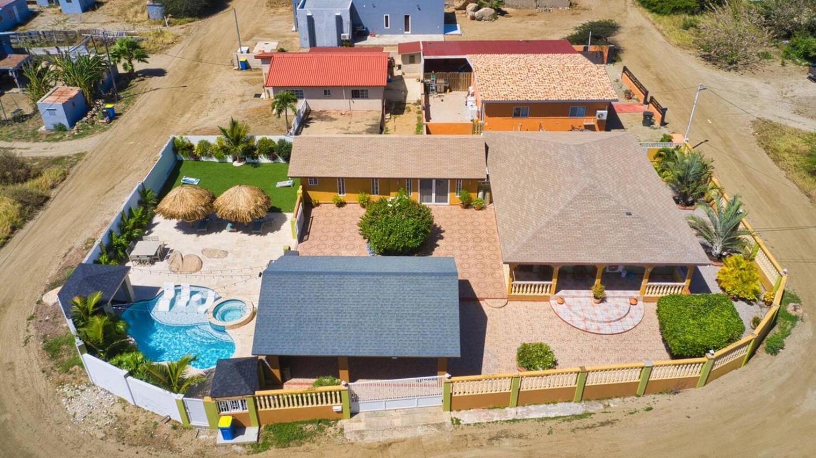 Cadushi Cove 4br Aruban Oasis Wpool & Bbq