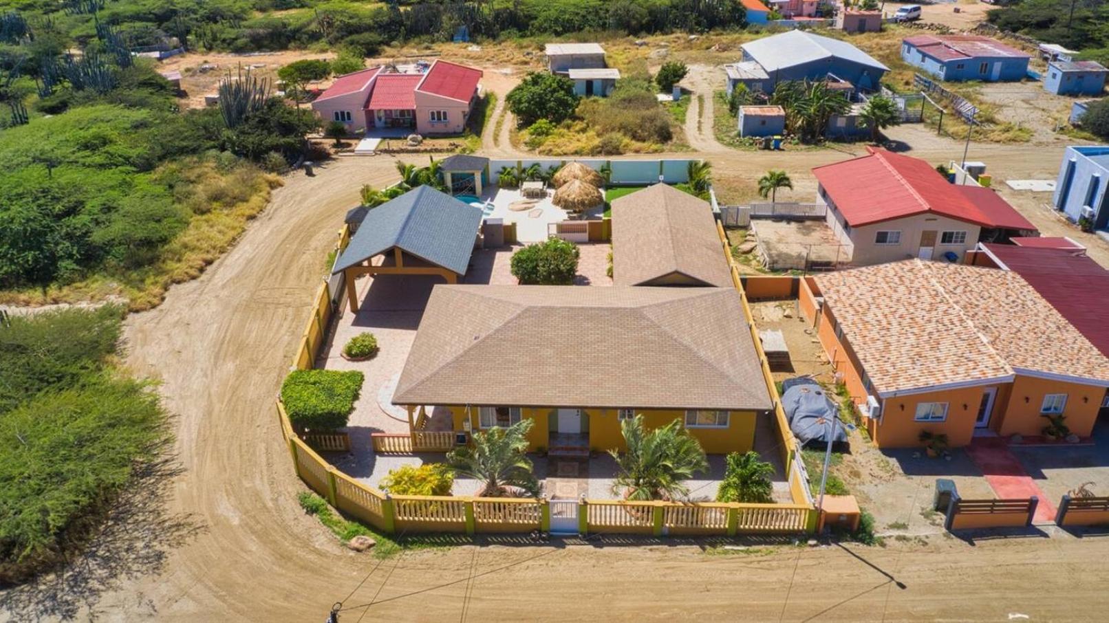 Cadushi Cove 4br Aruban Oasis Wpool & Bbq
