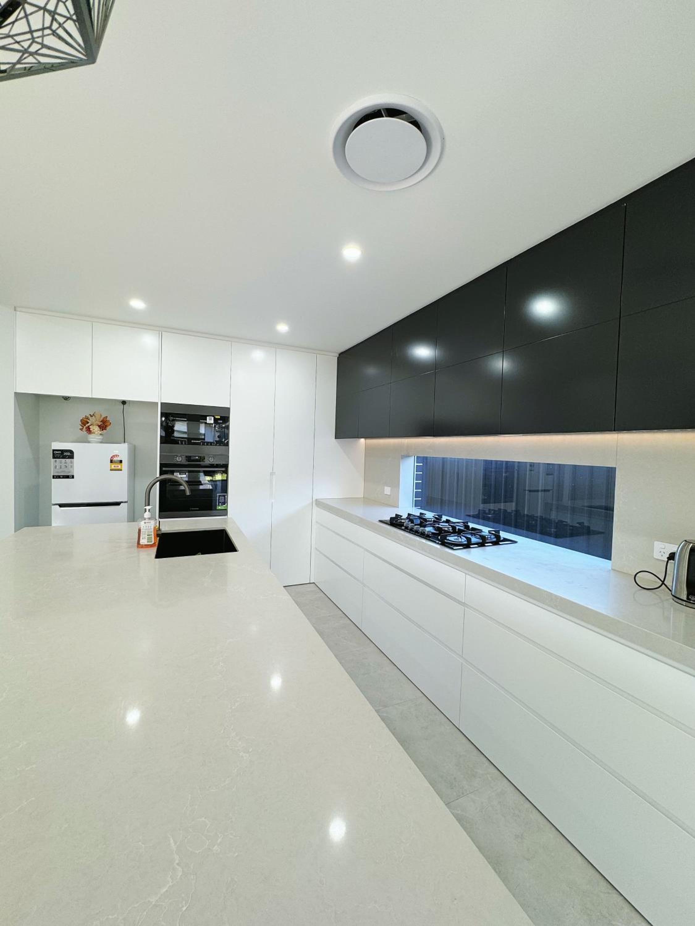 Peaceful Luxury 4 Bedroom House