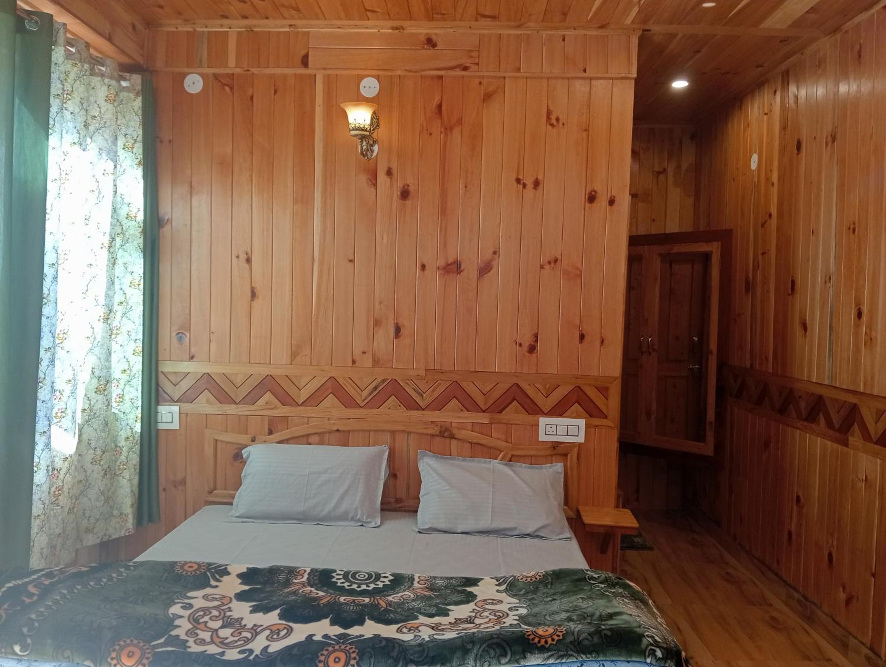 Tirthan Rahi Homestay