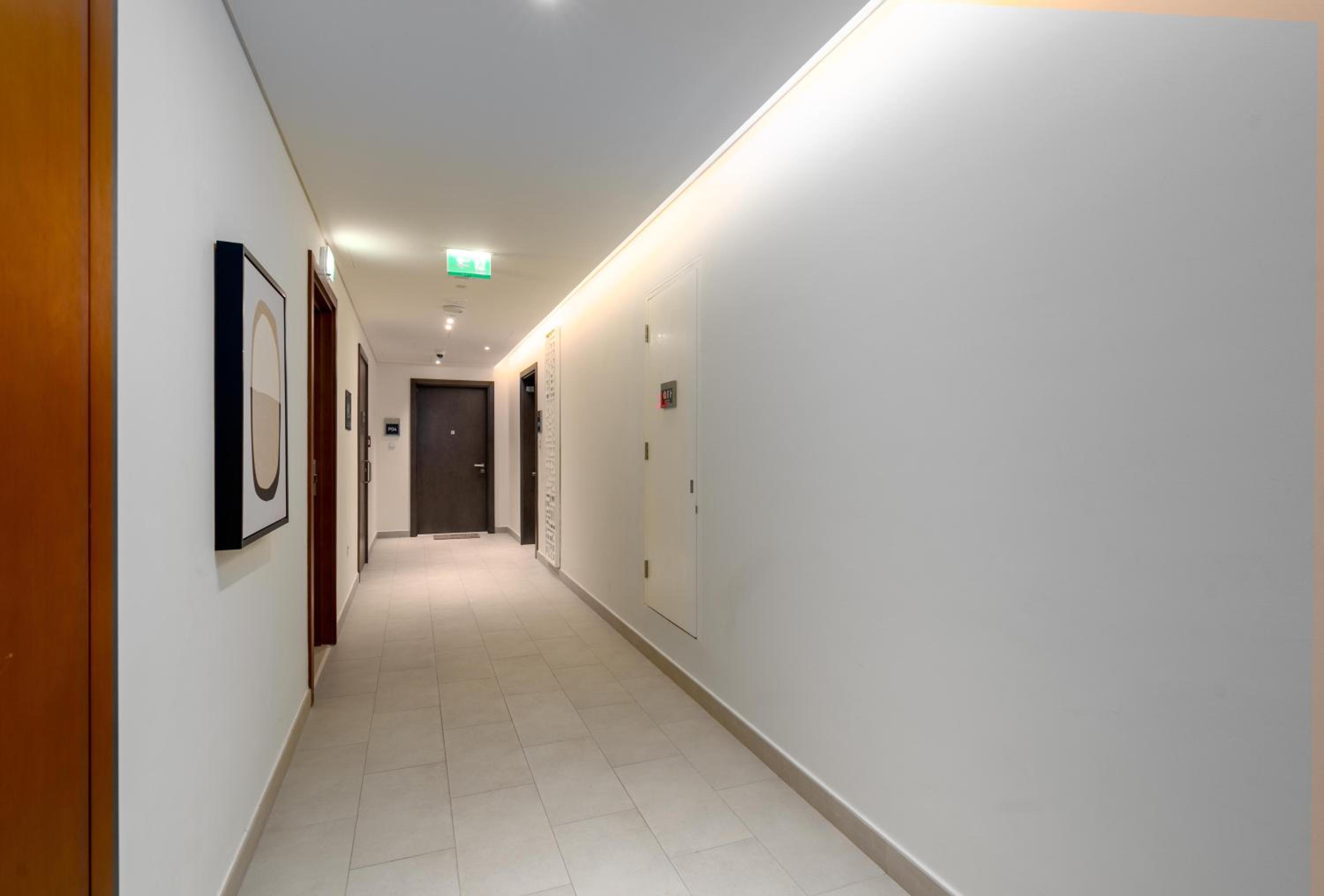 GLOBALSTAY Creek Rise Tower Elegant Apartments