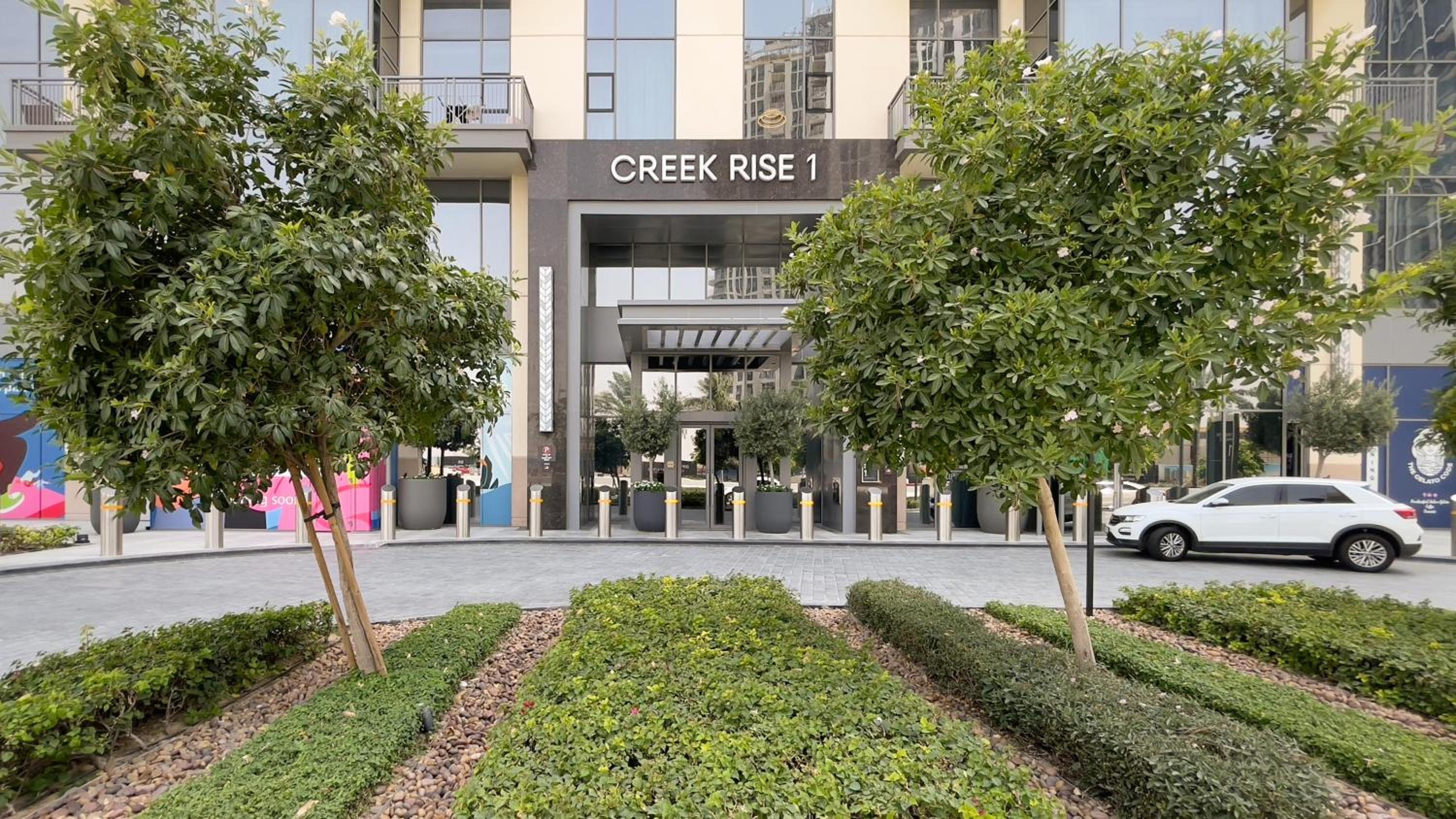 GLOBALSTAY Creek Rise Tower Elegant Apartments