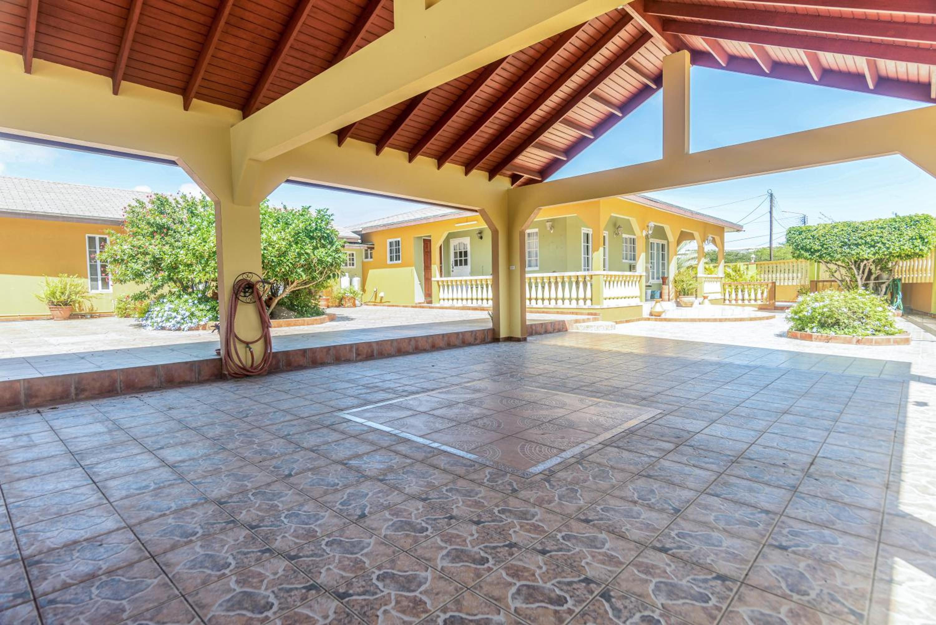Cadushi Cove 4br Aruban Oasis Wpool & Bbq
