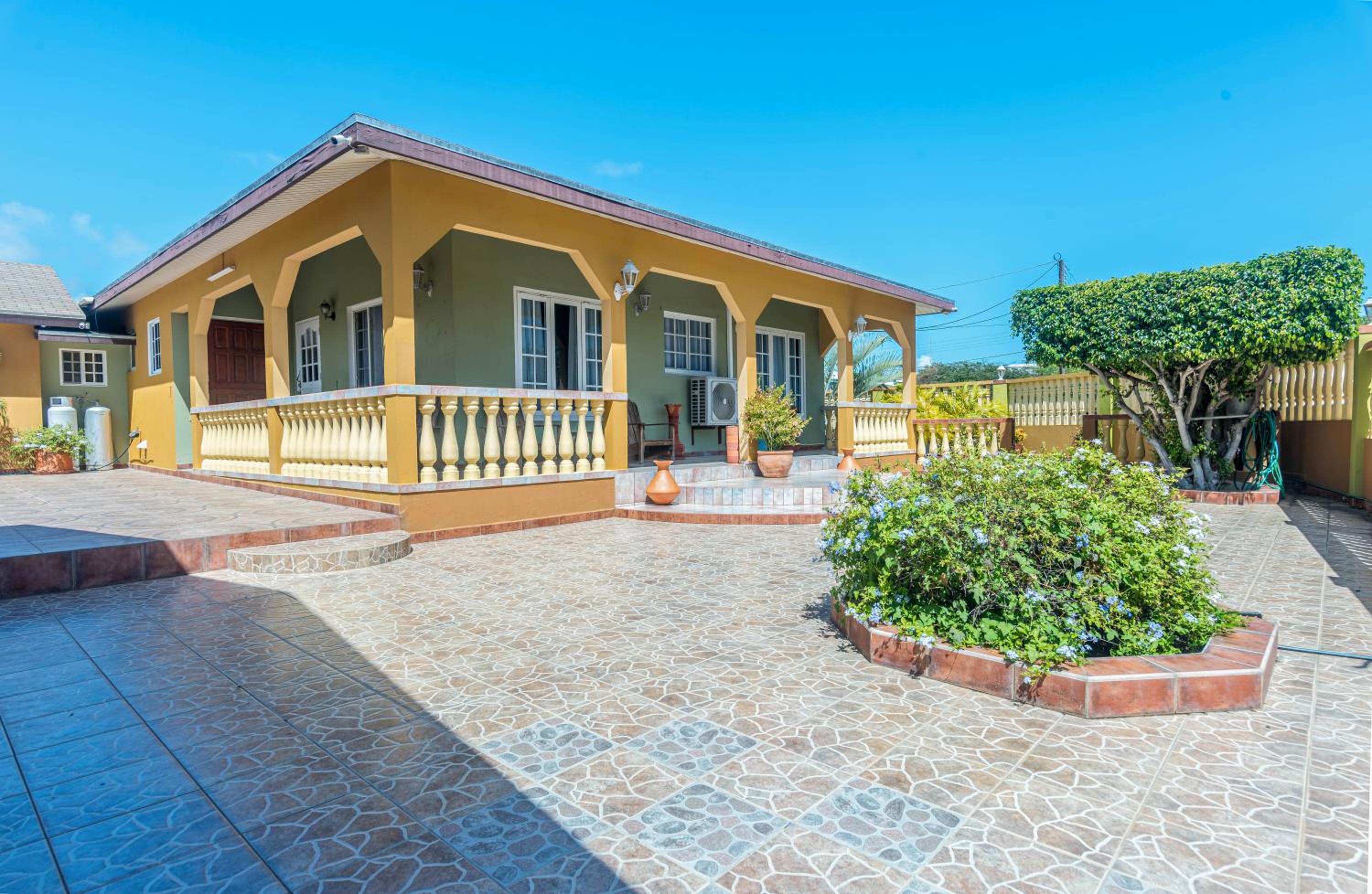 Cadushi Cove 4br Aruban Oasis Wpool & Bbq