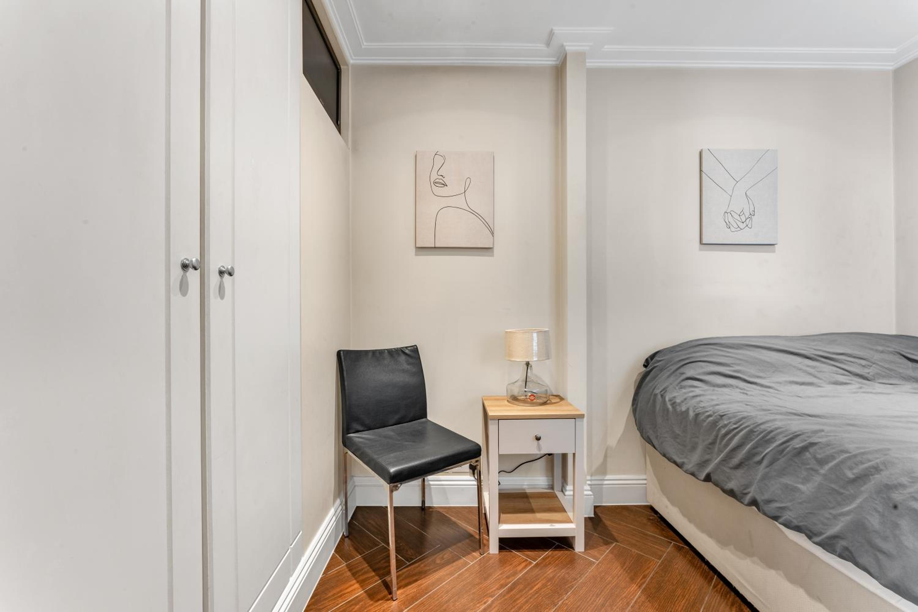 3-Bed Grand Triplex in Westminster