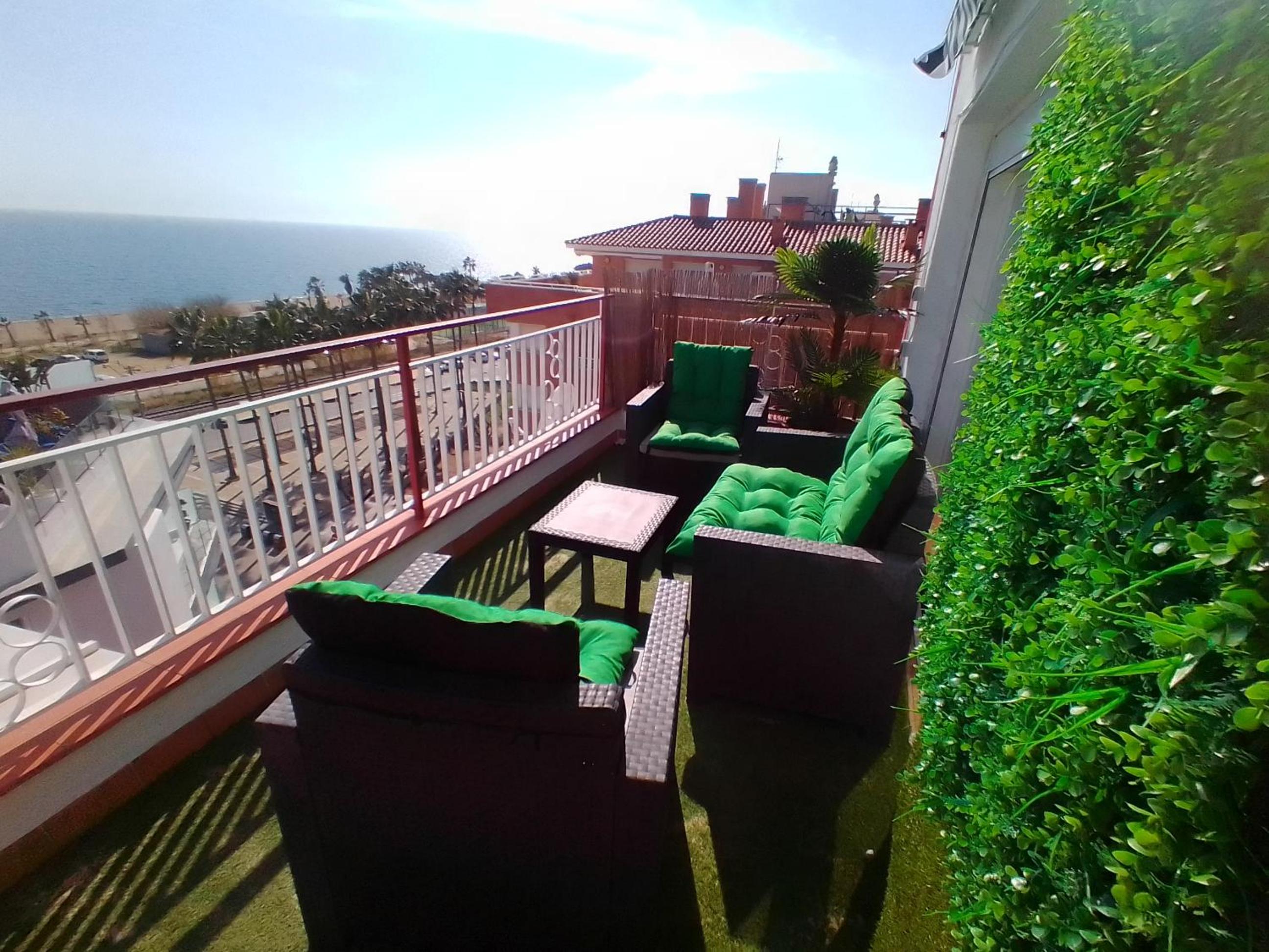 Pineda De Mar Vacations - terraza al mar - Property Image 1