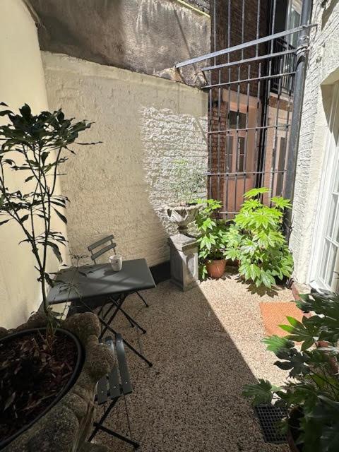 Stylish 2-Bed Flat in London