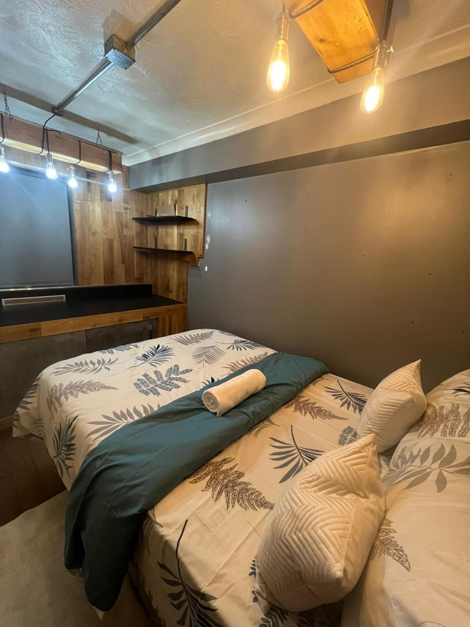 Zenwood Room