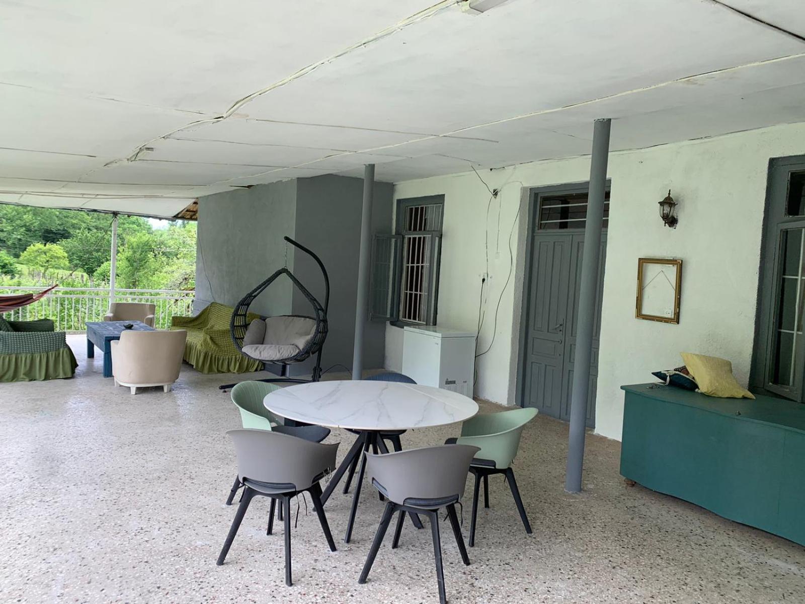 hotel pillows en Martvili — balance & terrace