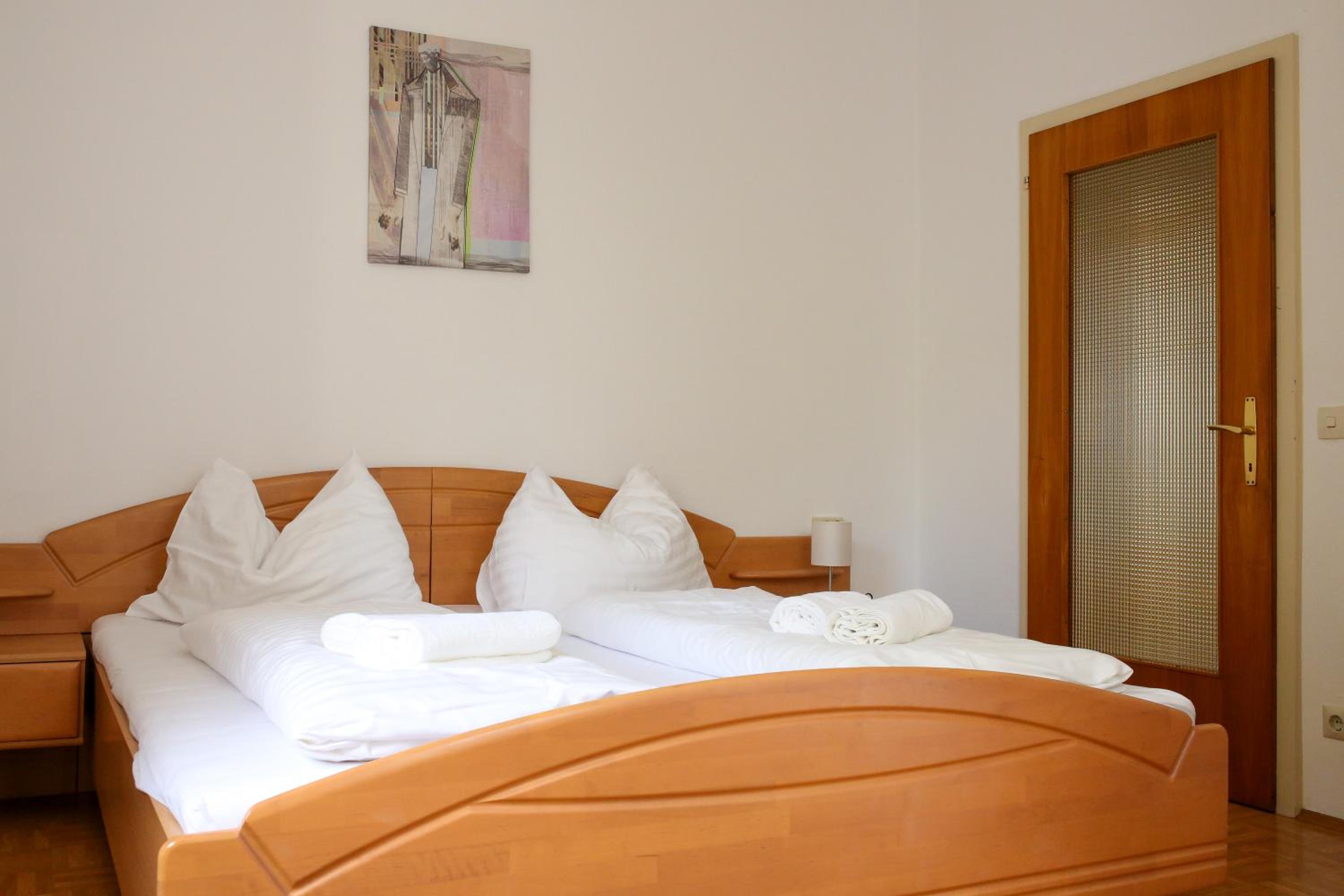 Self-Check In Apartmenthotel Seeglück
