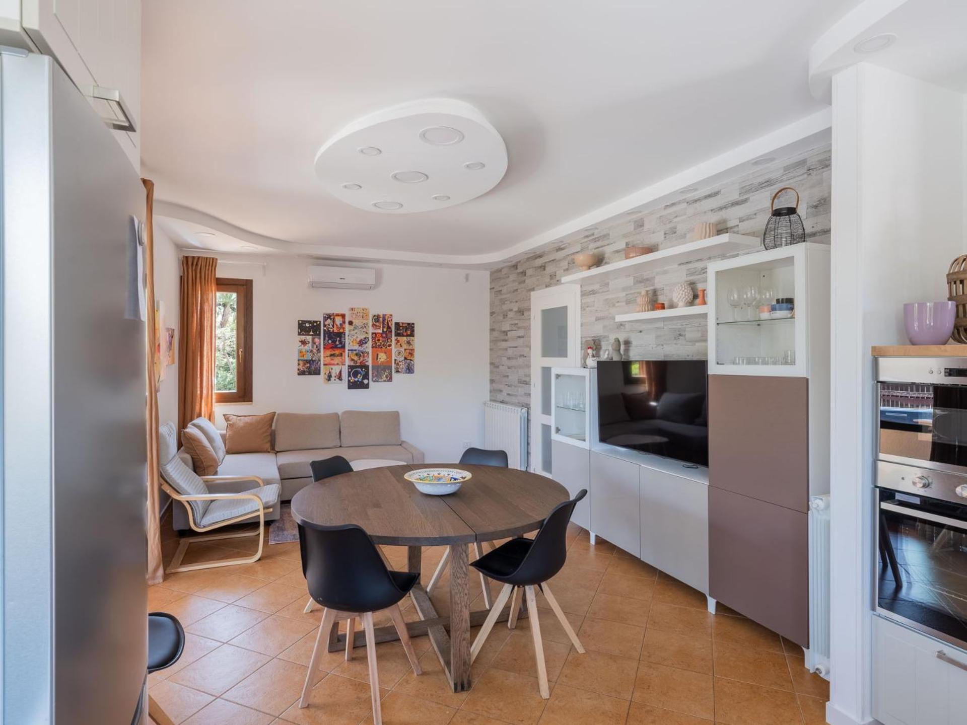 Villa Kamarà view 5