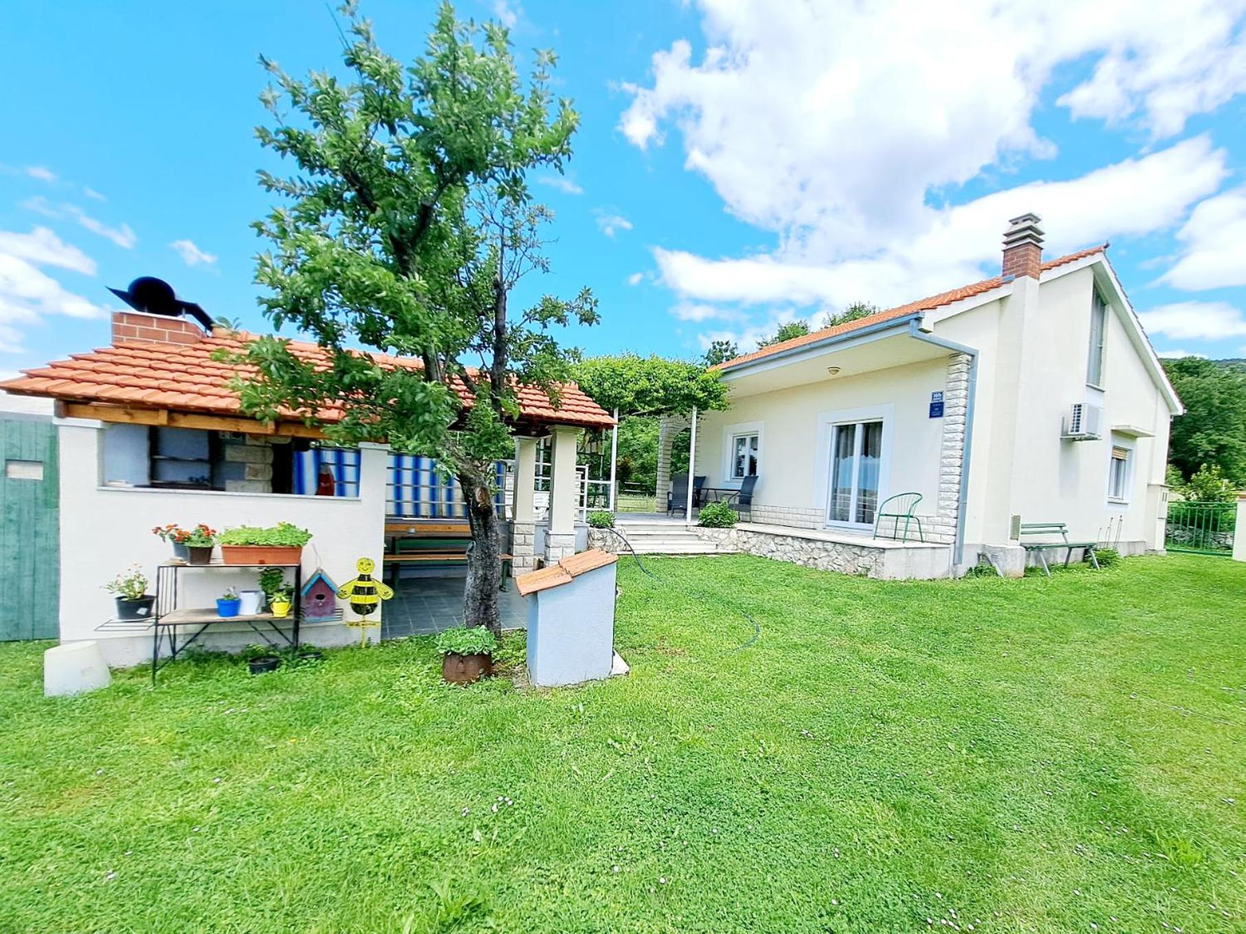 Hotel Villa with pool near Split - Image 1