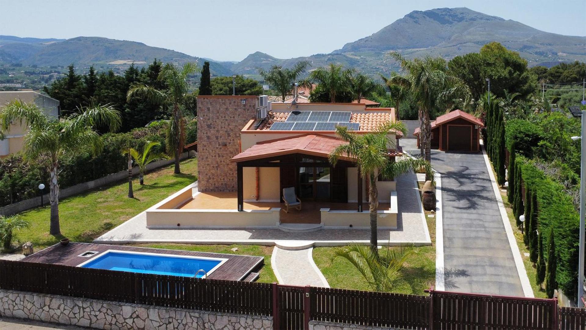Villa Kamarà view 2