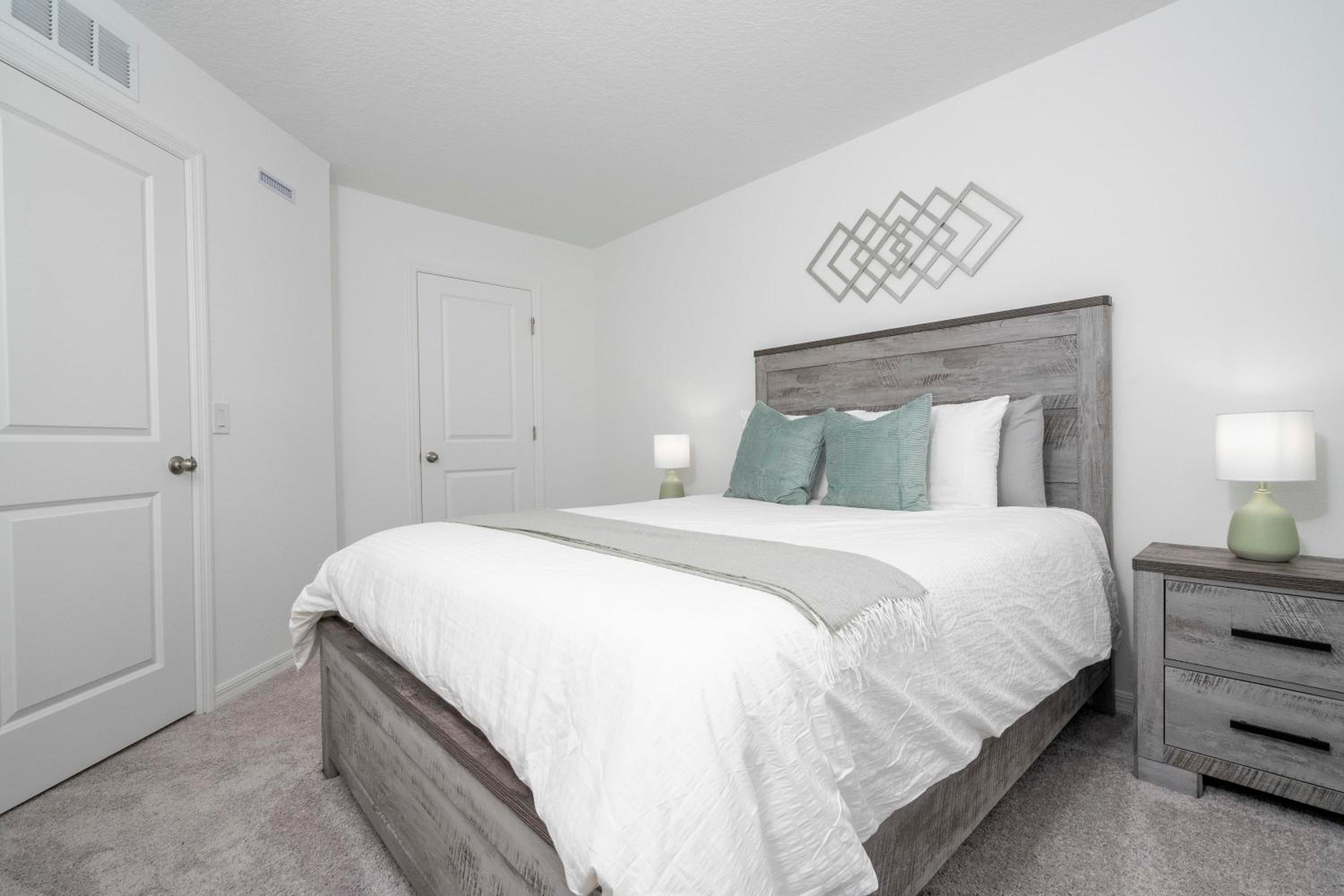 Gorgeous 3Bd Close to Disney at Festival Resort 661