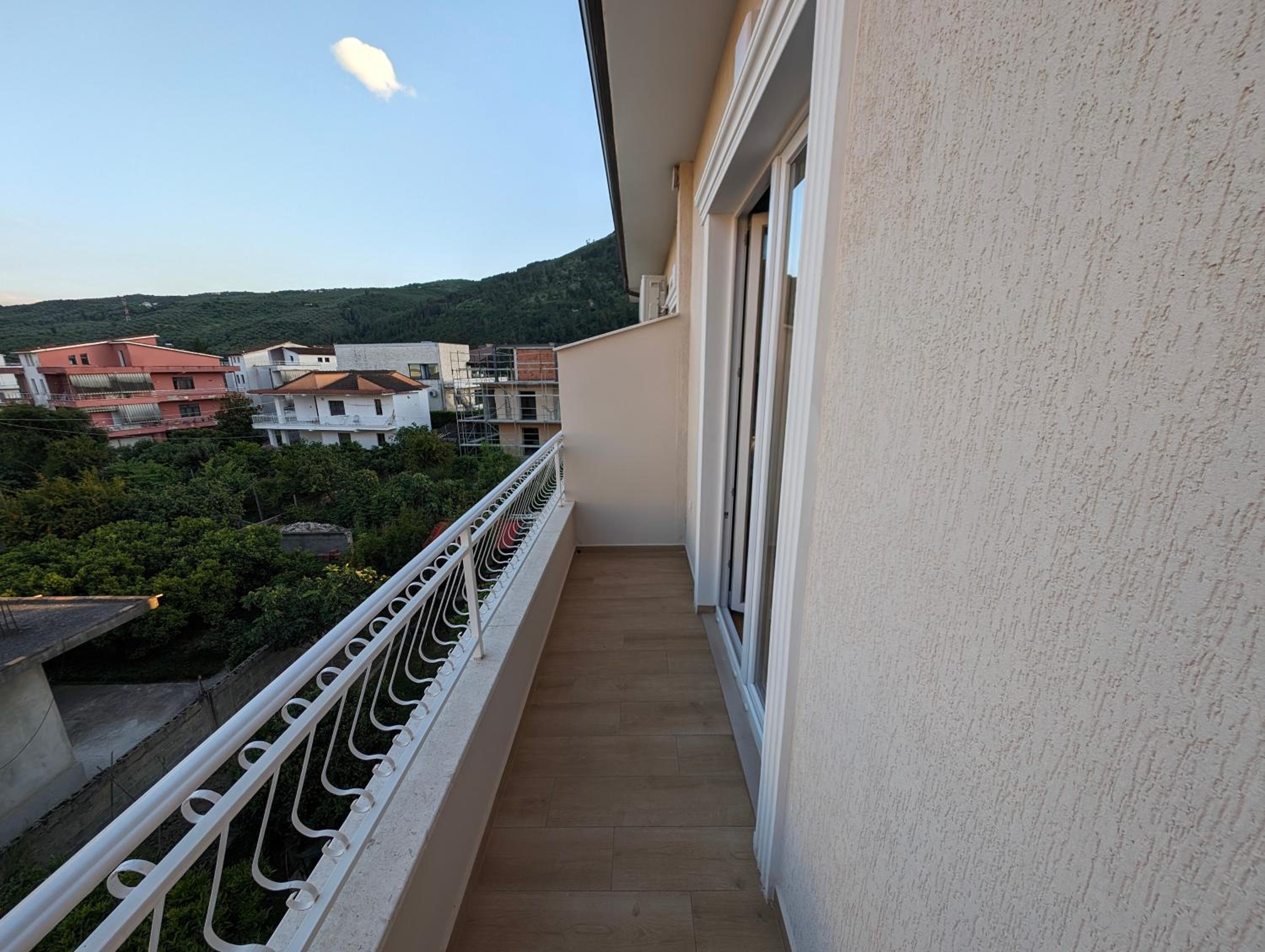 Villa with Garden & Balcony