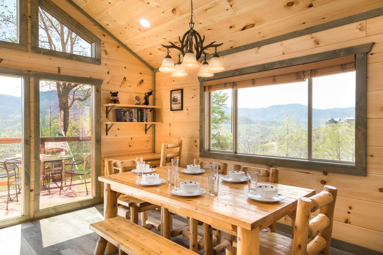 Black Bear Lookout By Stony Brook Cabins