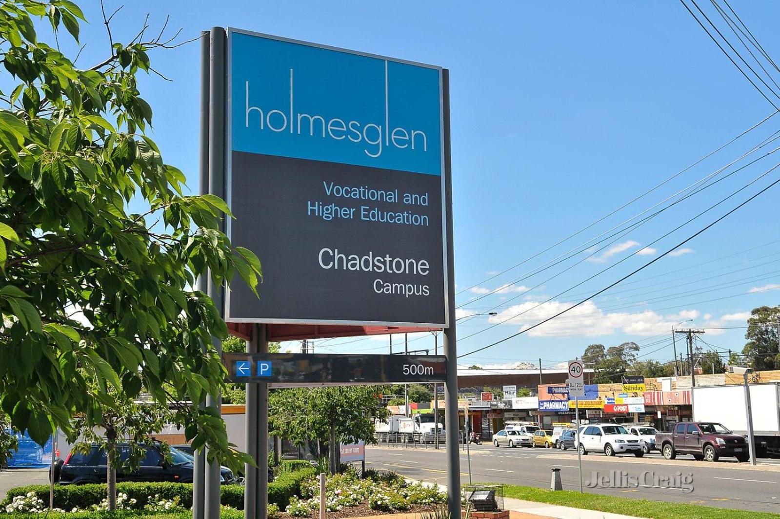 Gateway to Chadstone - 3BR Townhouse