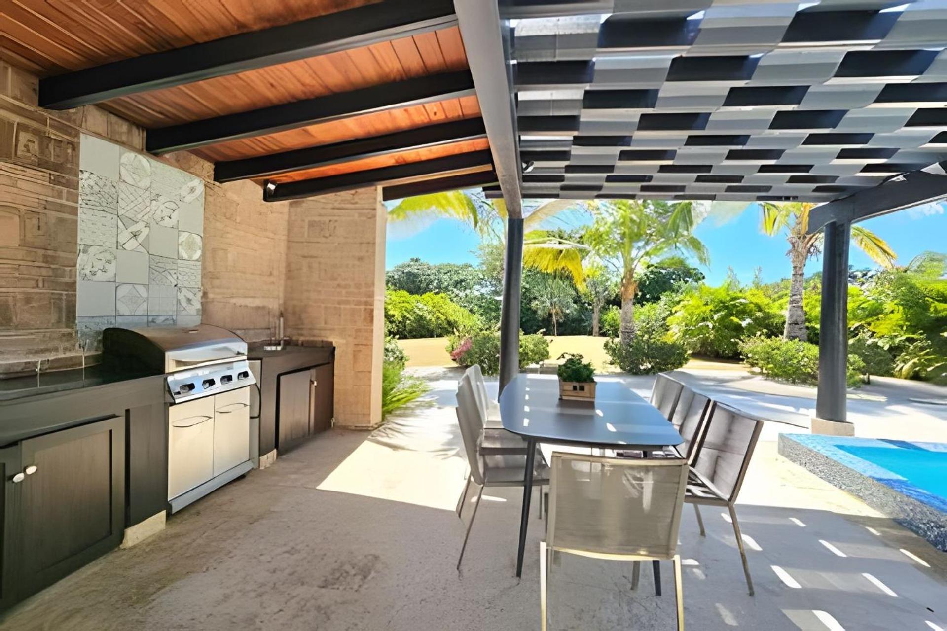 Tropical Private 3BR Villa w/ pool and BBQ view 3
