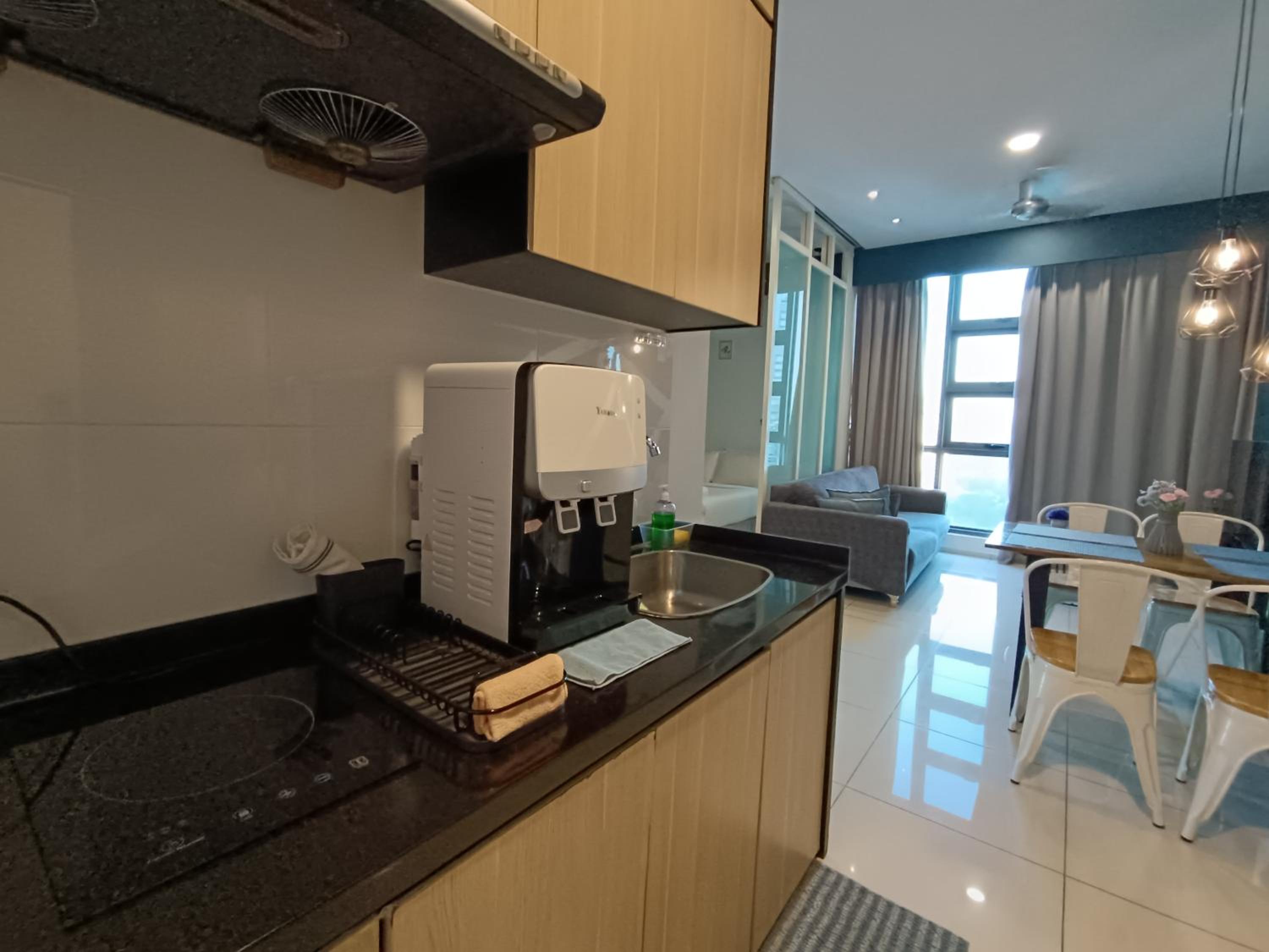 Robertson Suites Bukit Bintang with Netflix
