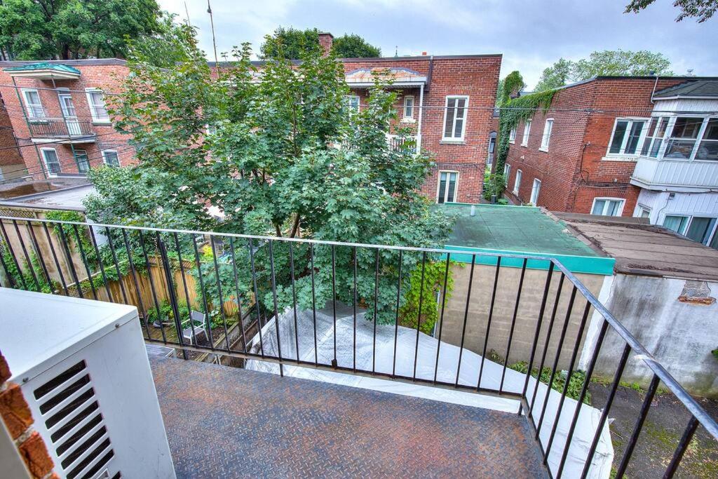 4BDR-2min walk to Metro-Free Parking-15min to DT