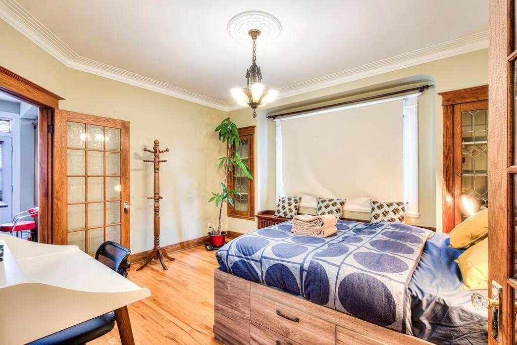 4BDR-2min walk to Metro-Free Parking-15min to DT