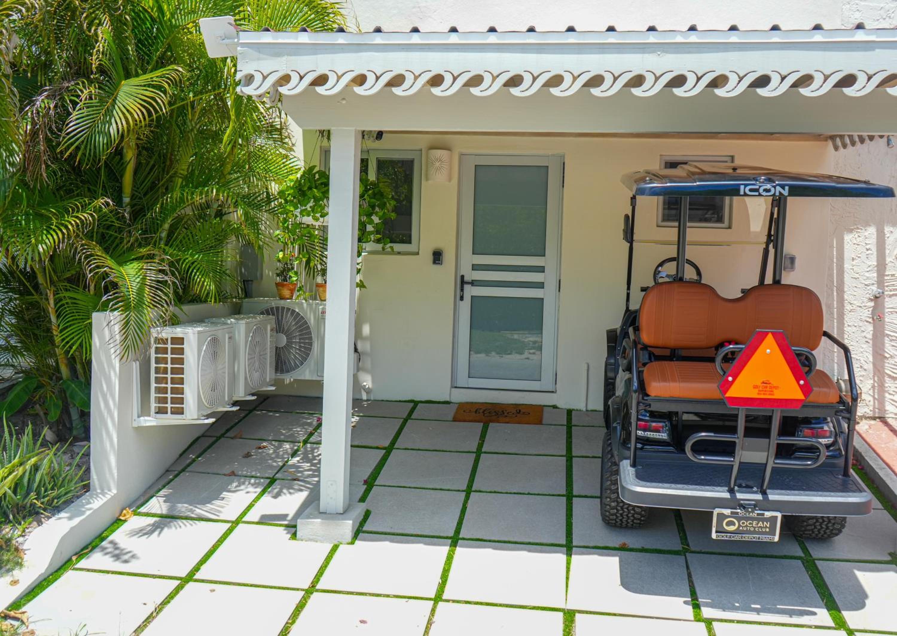 Stella Vista - Luxury Condo in Jolly Harbour