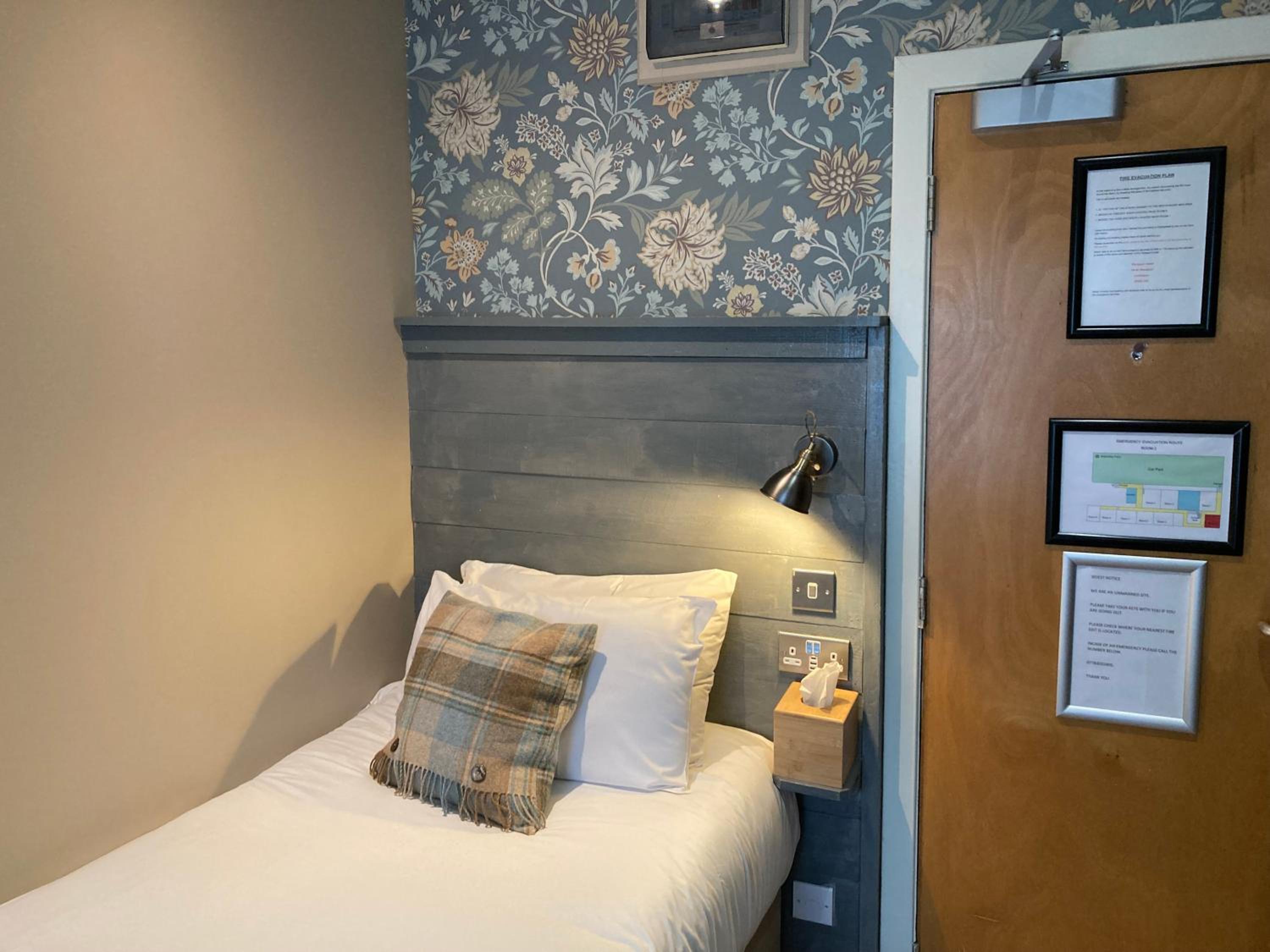 West Port Hotel