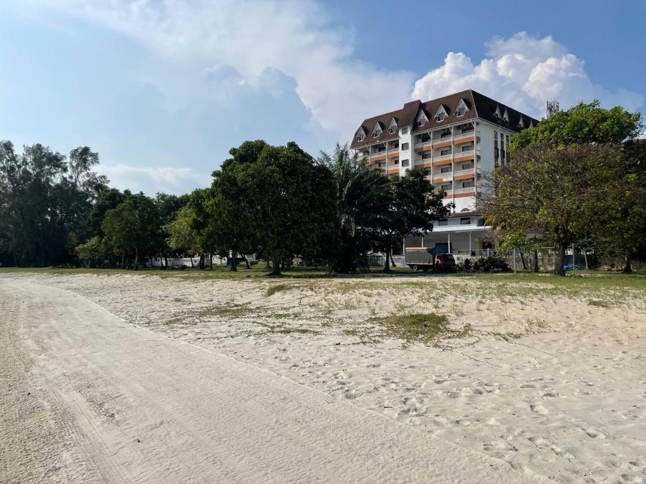 9-18pax Gfloor, Seaside private suite photo 2