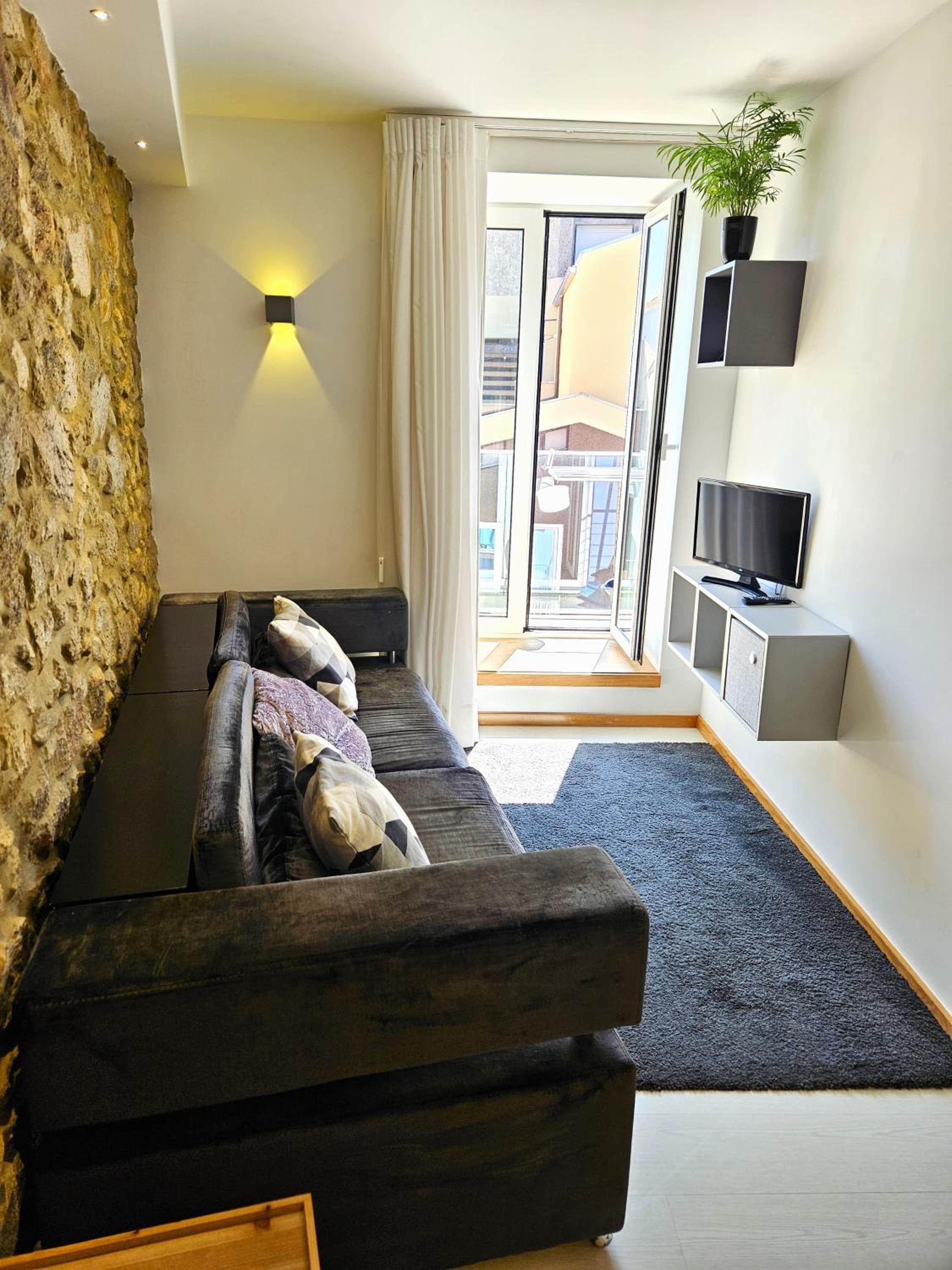 Almar Apartments