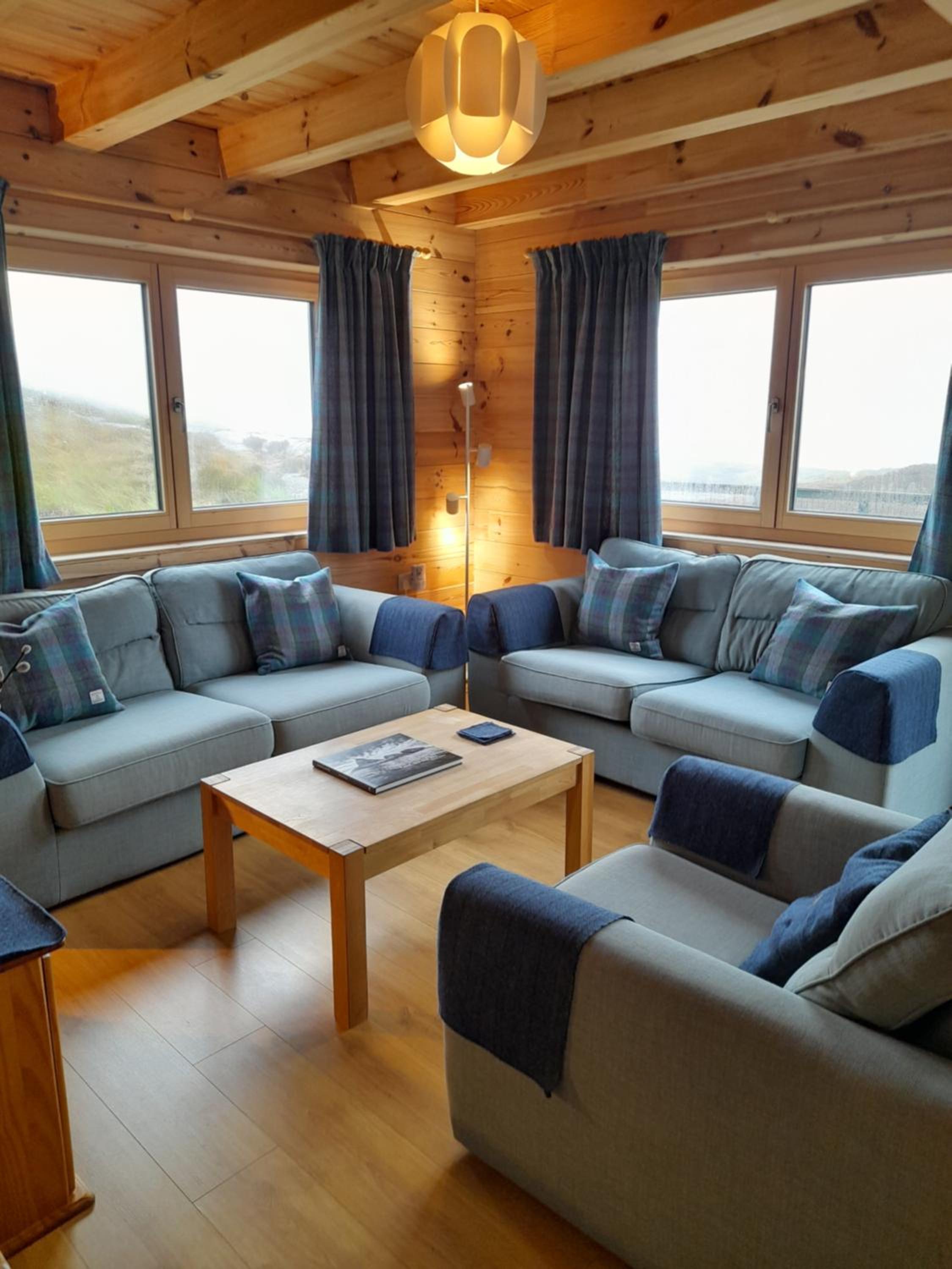 Inver Lodge, Finsbay, Isle of Harris view 4