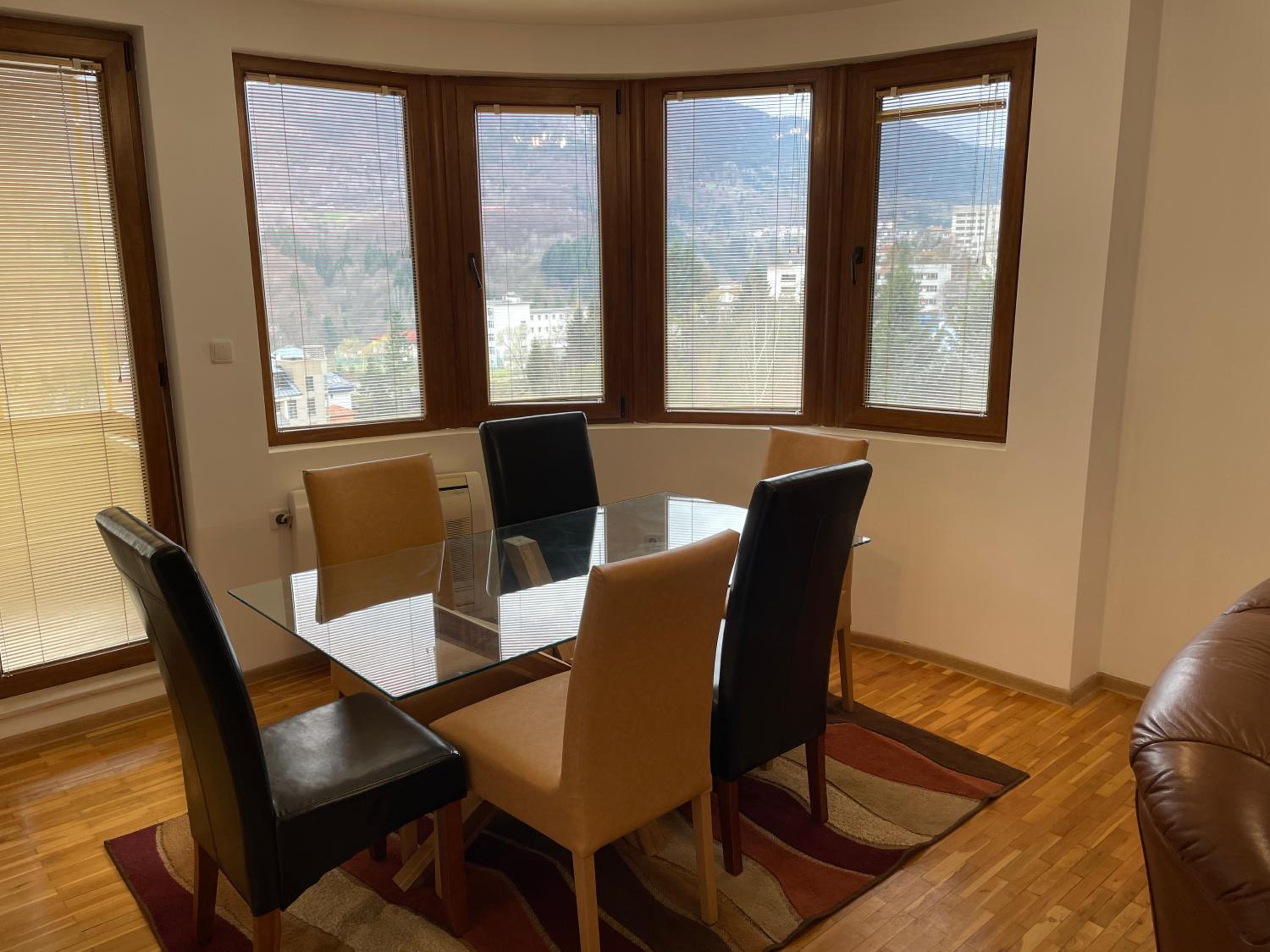 Vessy’s apartment
