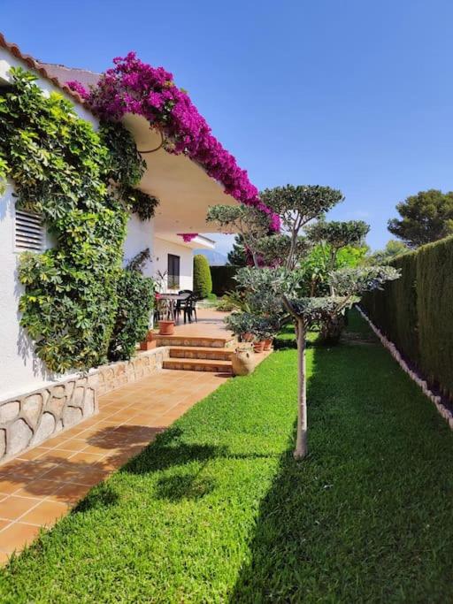 Exclusiva villa con piscina