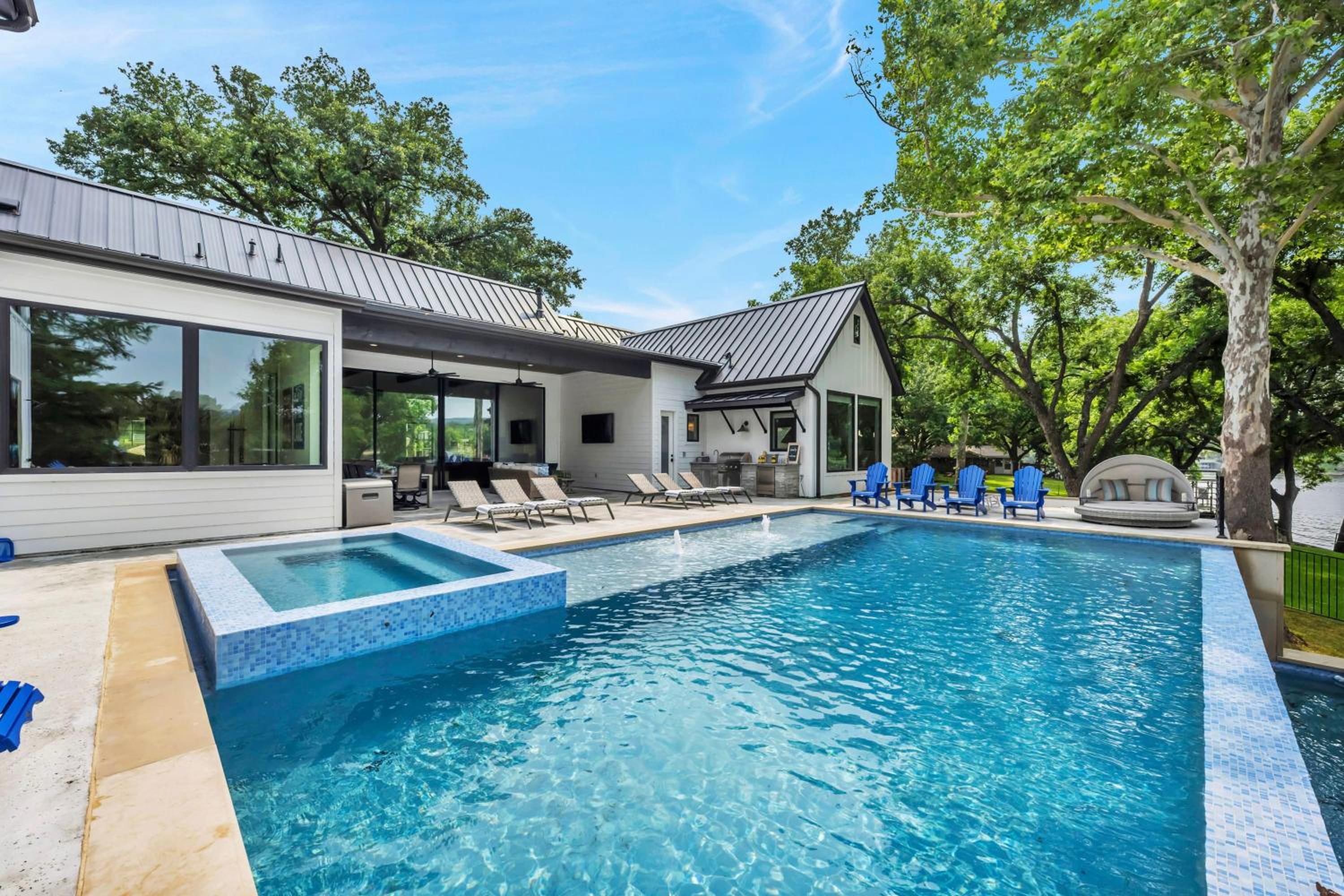 Palm Paradise on Lake LBJ with Concierge Services view 3
