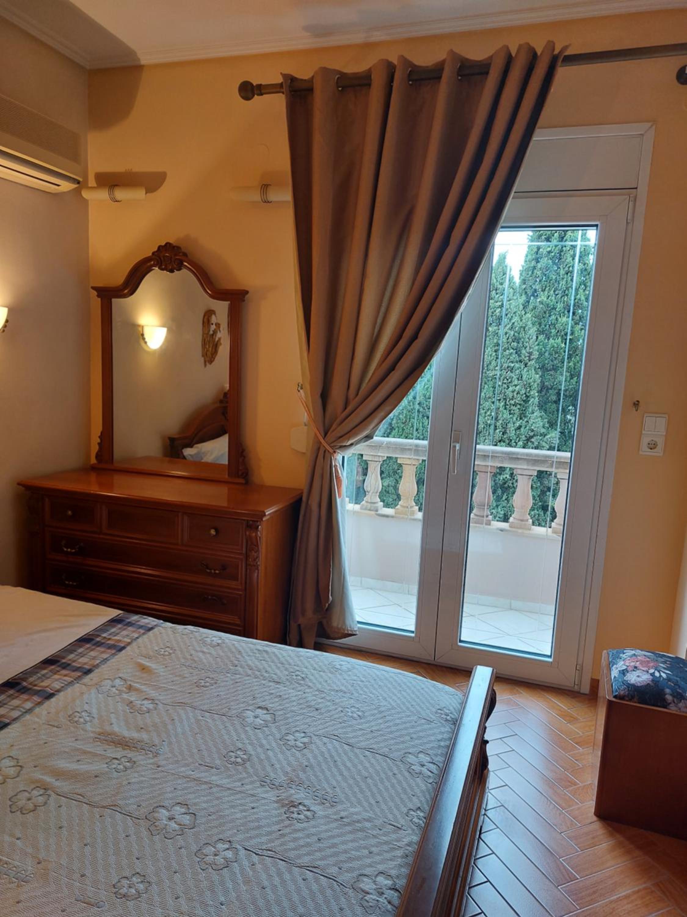 Artemis Residence