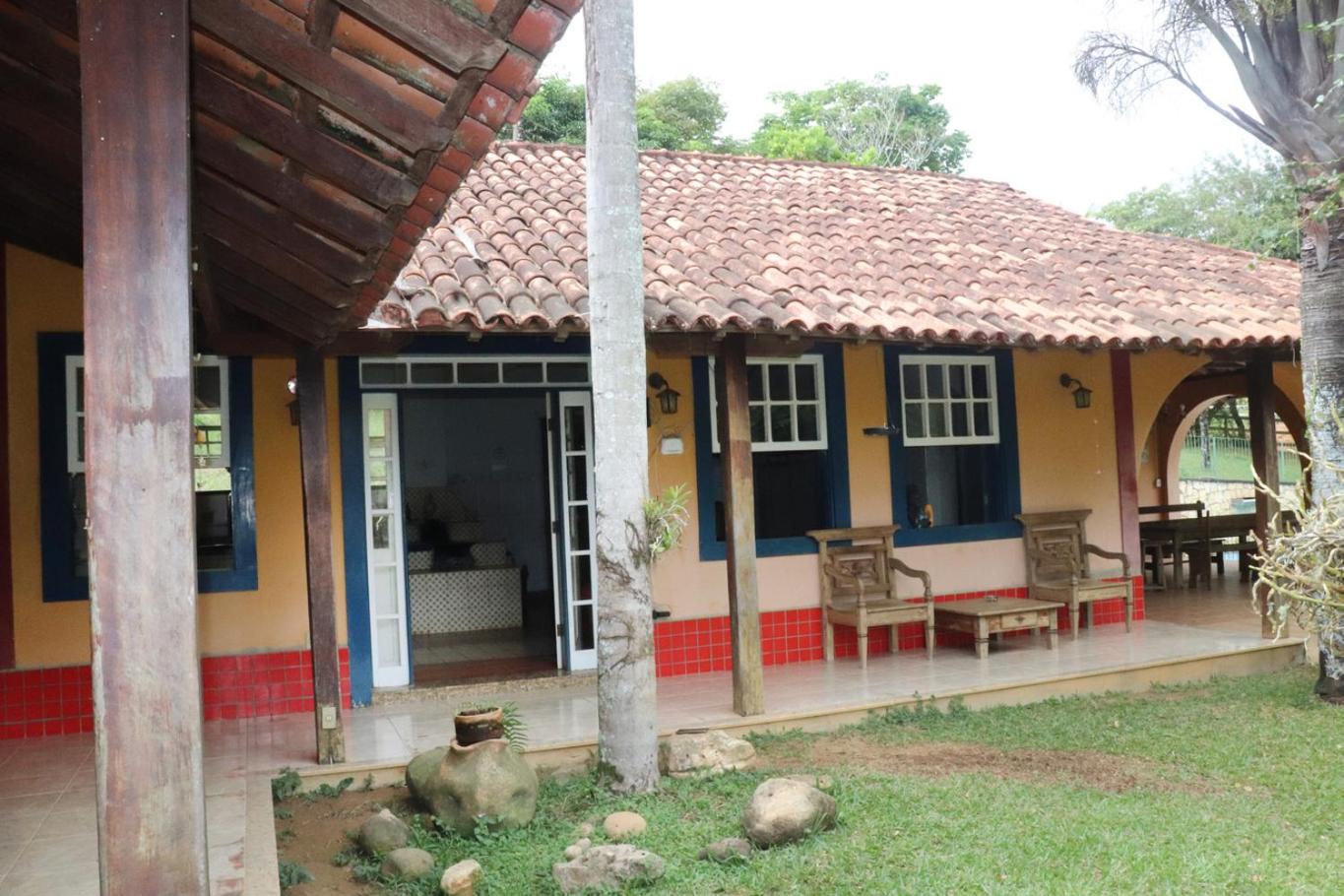 Lindo sitio com piscina em Rio Novo-Minas Gerais