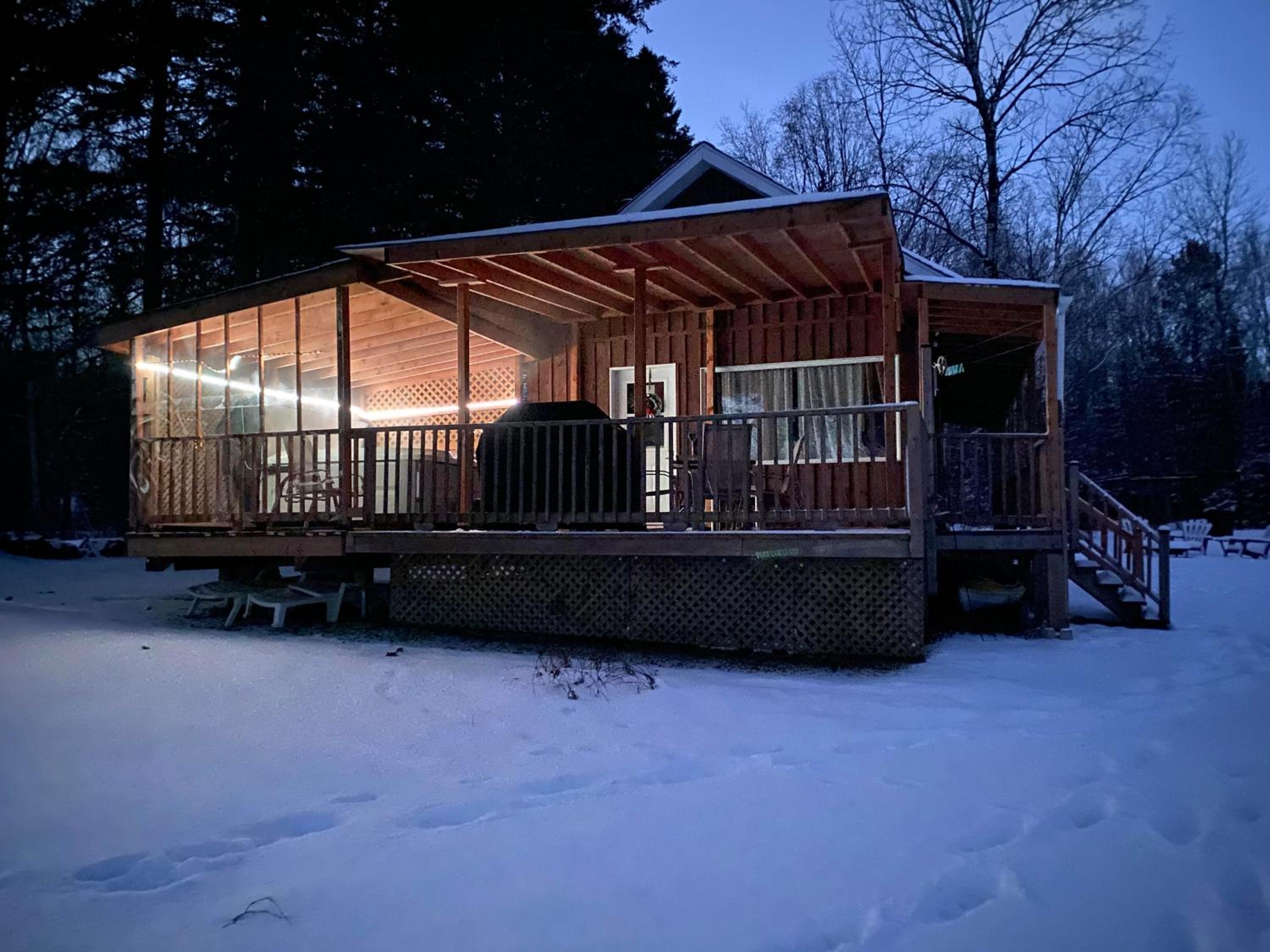 Alison A Romantic Getaway With Private Hot Tub