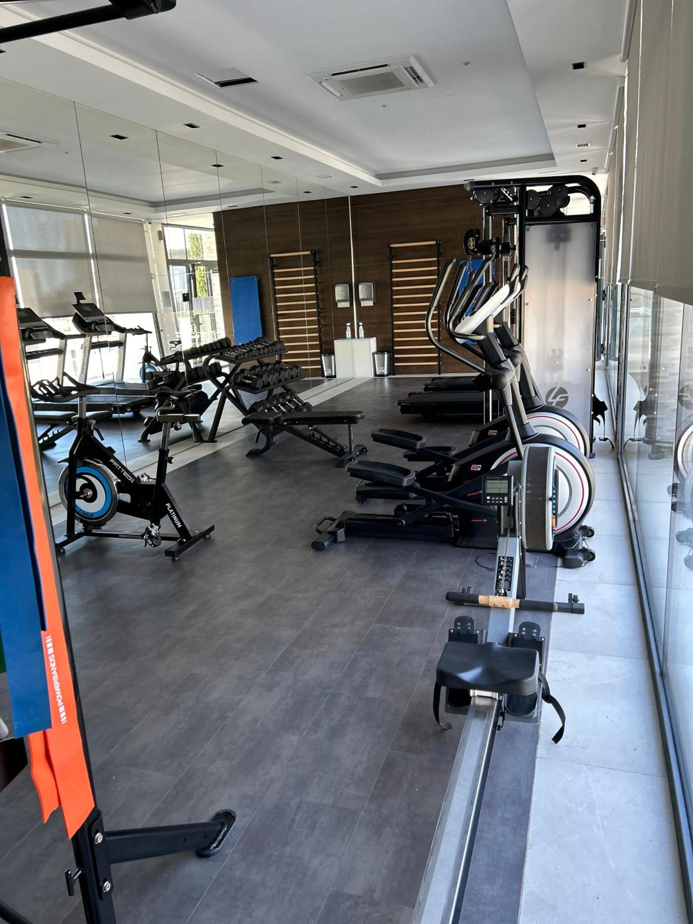 Apartamento con jardin en Cabopino Artola Homes