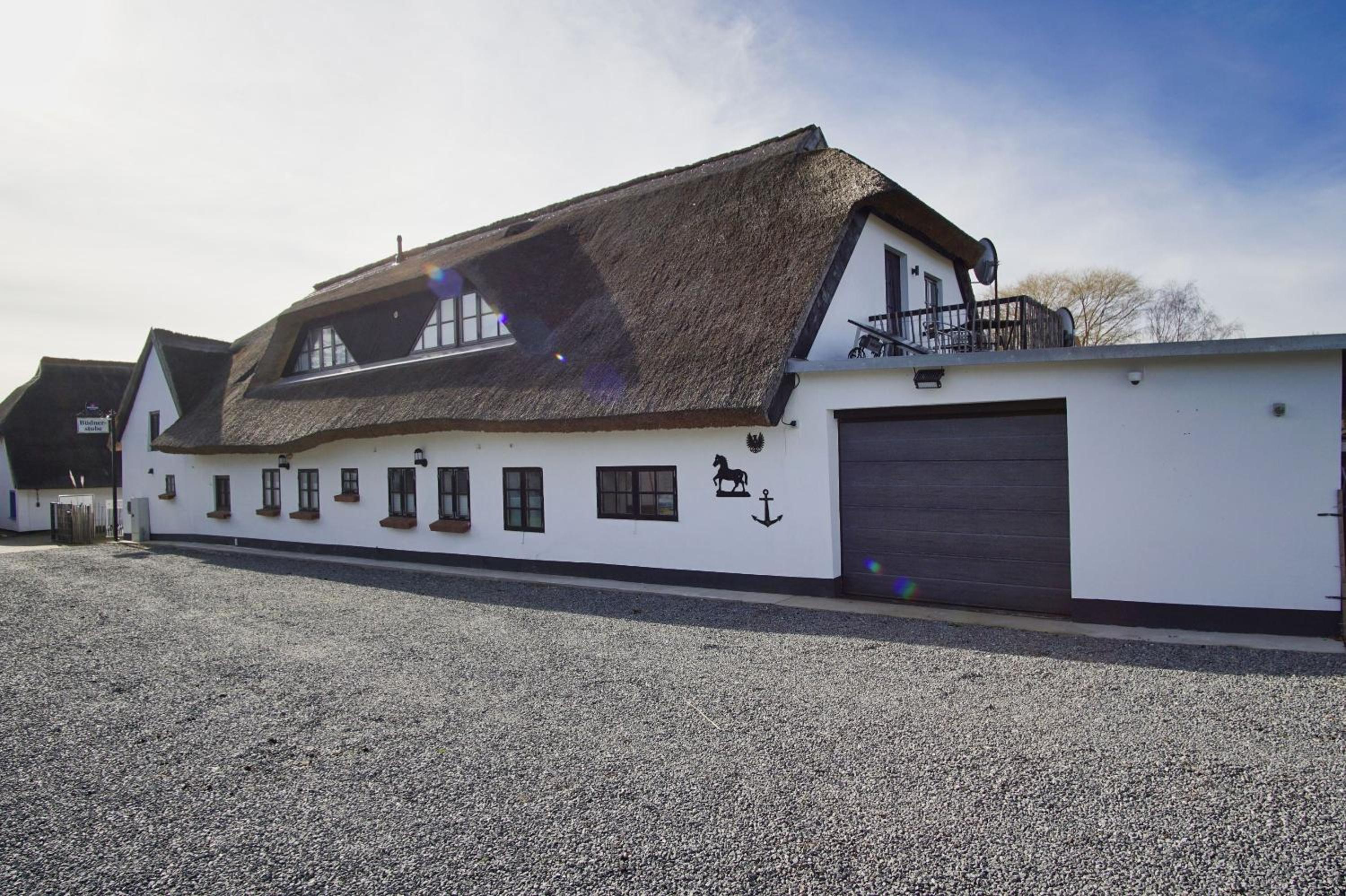 Haus Büdnerstube Ferienwohnung Nr 3 - mit Schwimmbad und Saunanutzung im AHOI-Erlebnisbad Sellin