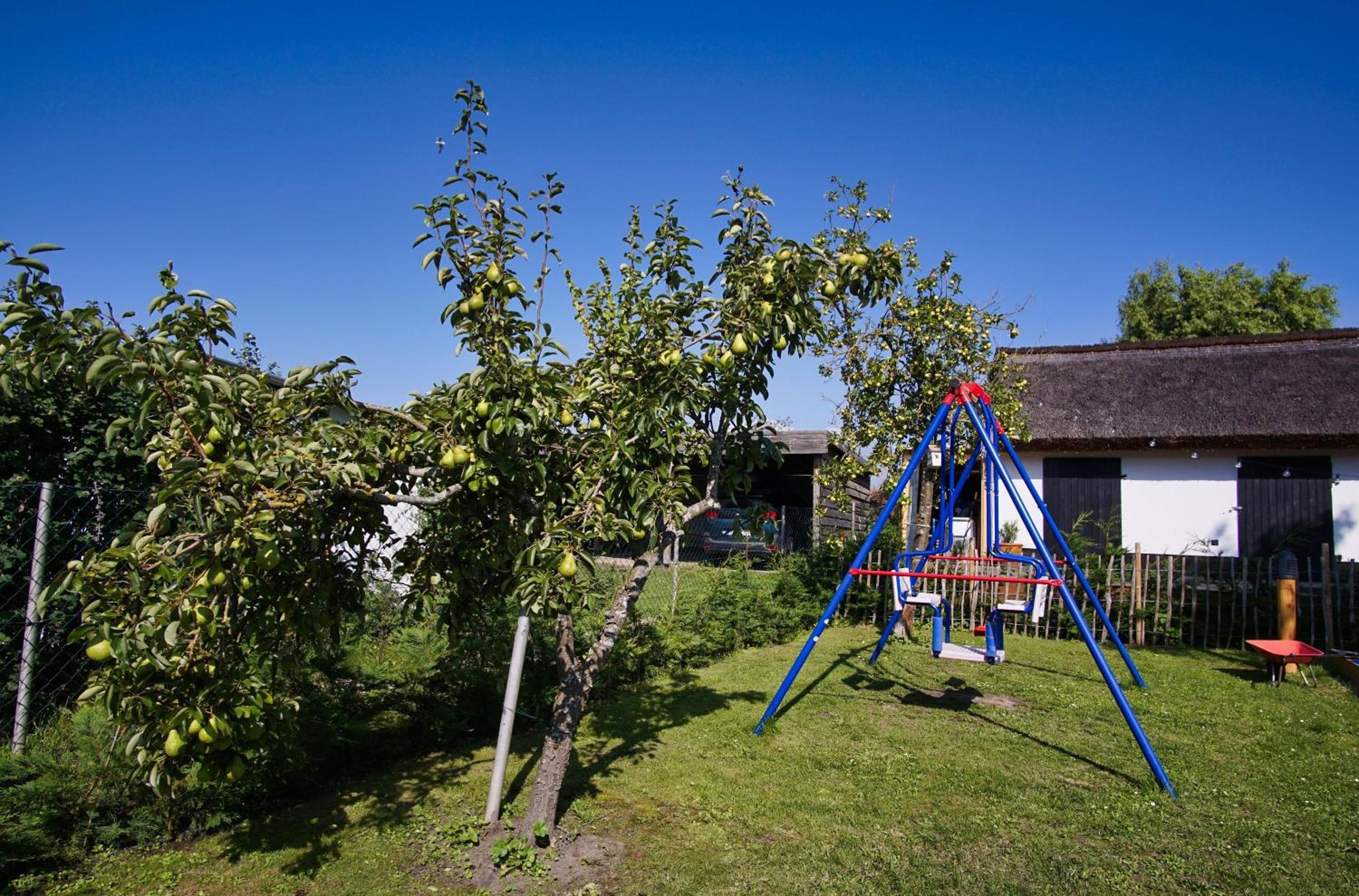 Haus Büdnerstube Ferienwohnung Nr 3 - mit Schwimmbad und Saunanutzung im AHOI-Erlebnisbad Sellin