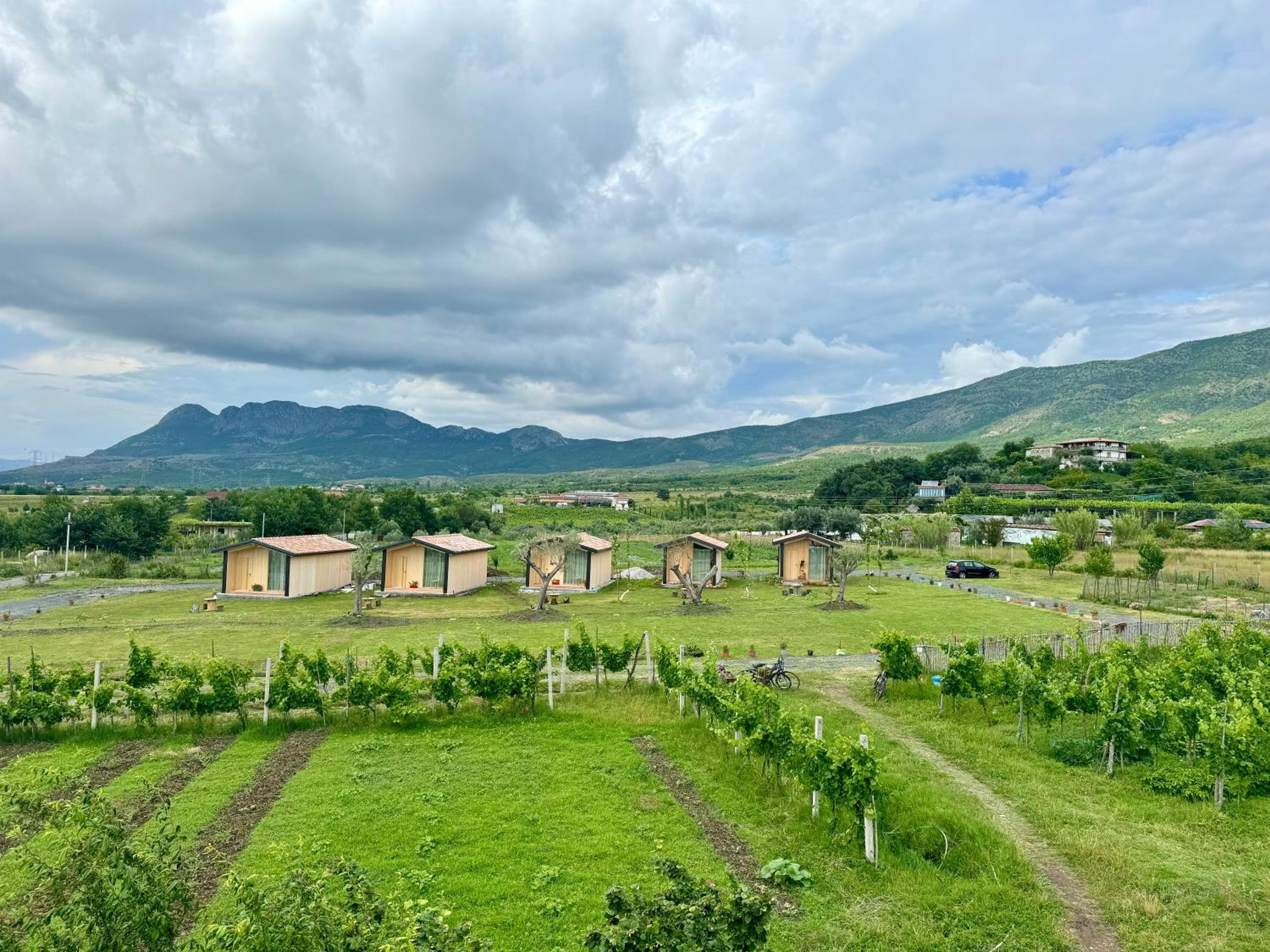 Fishta Guesthouse - Mrizi i Zanave