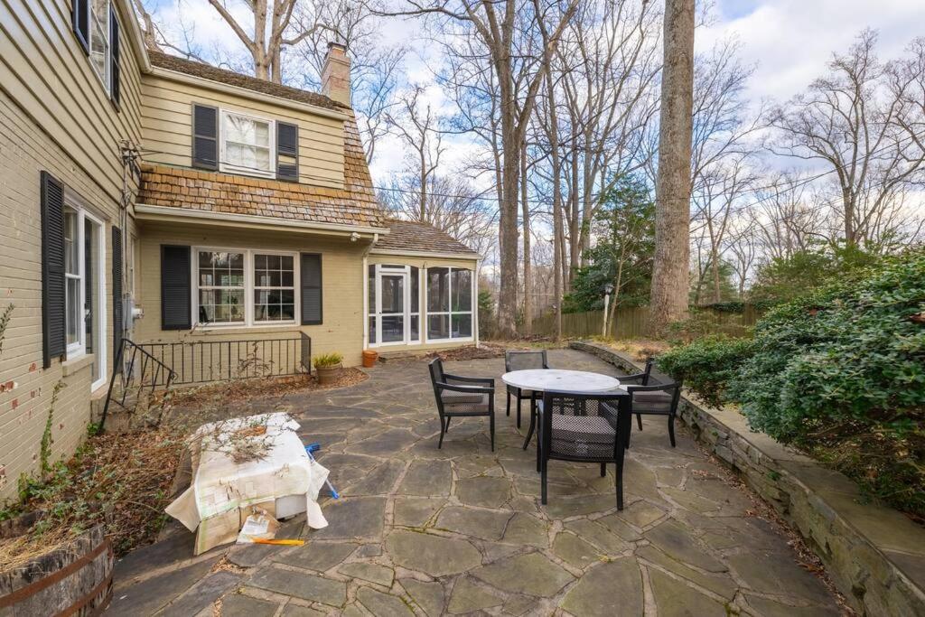 Gorgeous LUX Entire Home in Bethesda 7Bedrooms - 8Beds