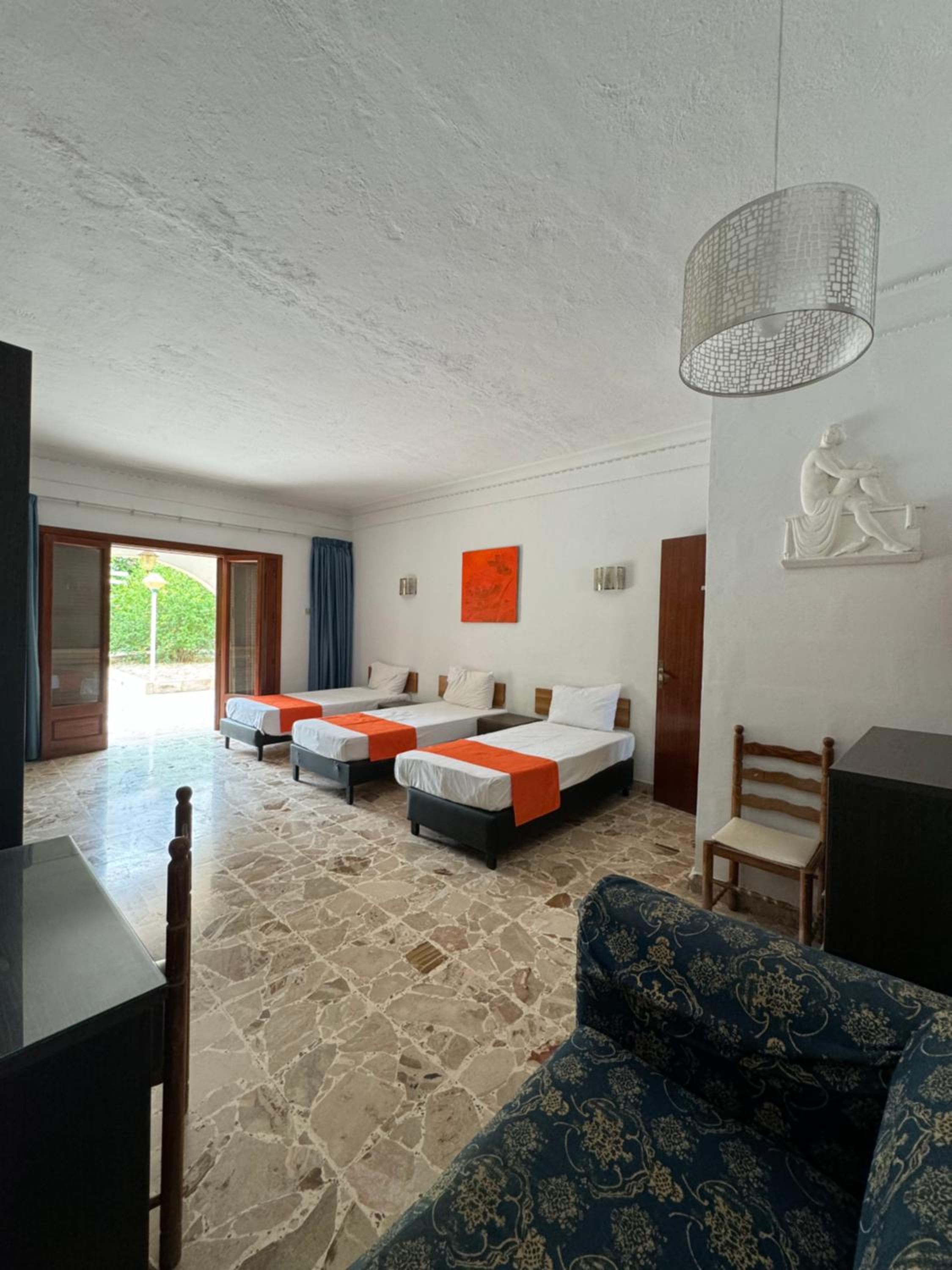 hotel room