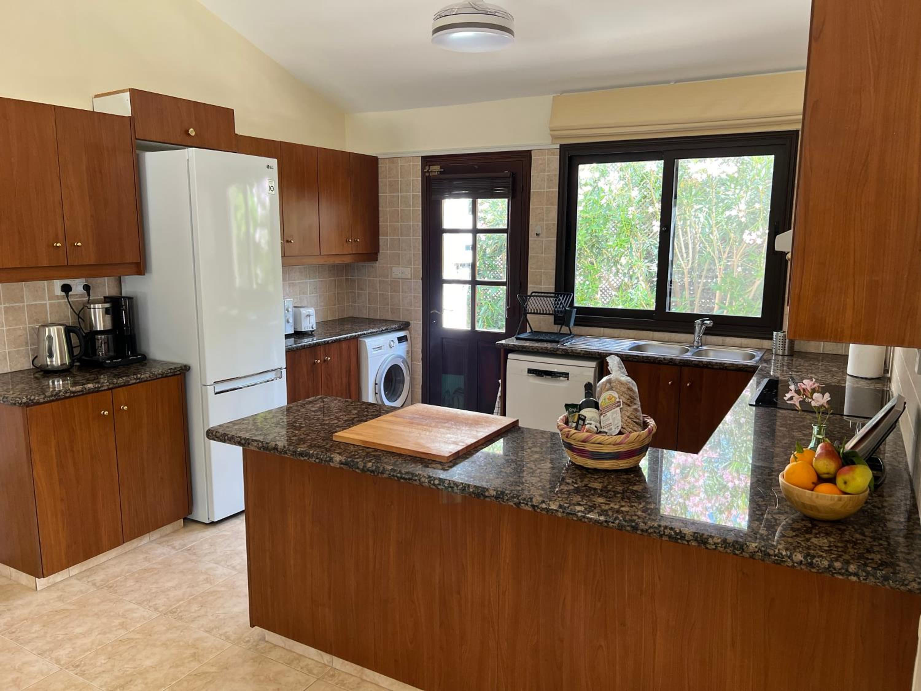 Villa Pleiades - sea views, private pool & hot tub